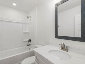 10501 Glade Cove (Coral)