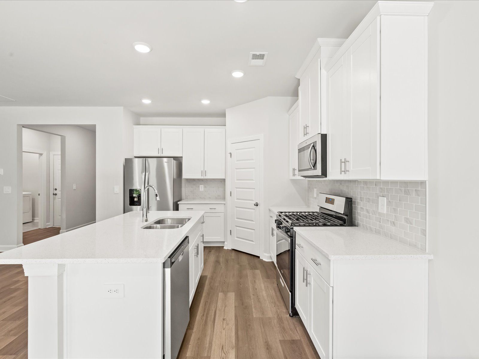 Welcome to the Buchanan floorplan at Holland Park.