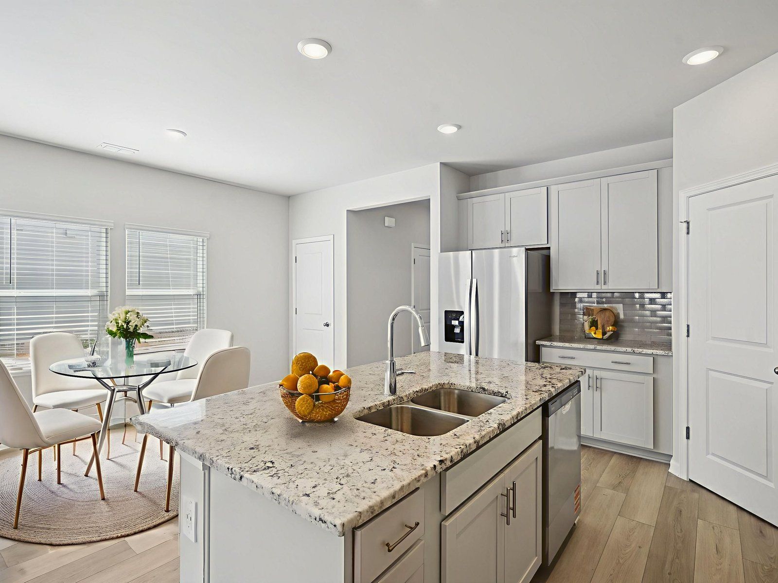 The Sydney floorplan with the Sleek Gray interior package.