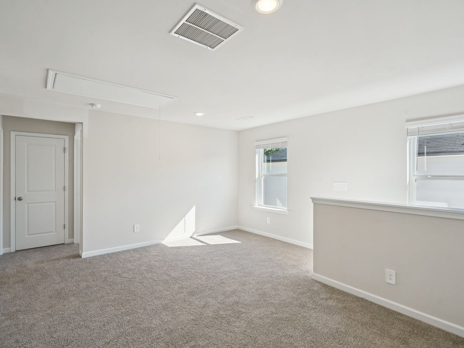 The Sydney floorplan with the Sleek Gray interior package.