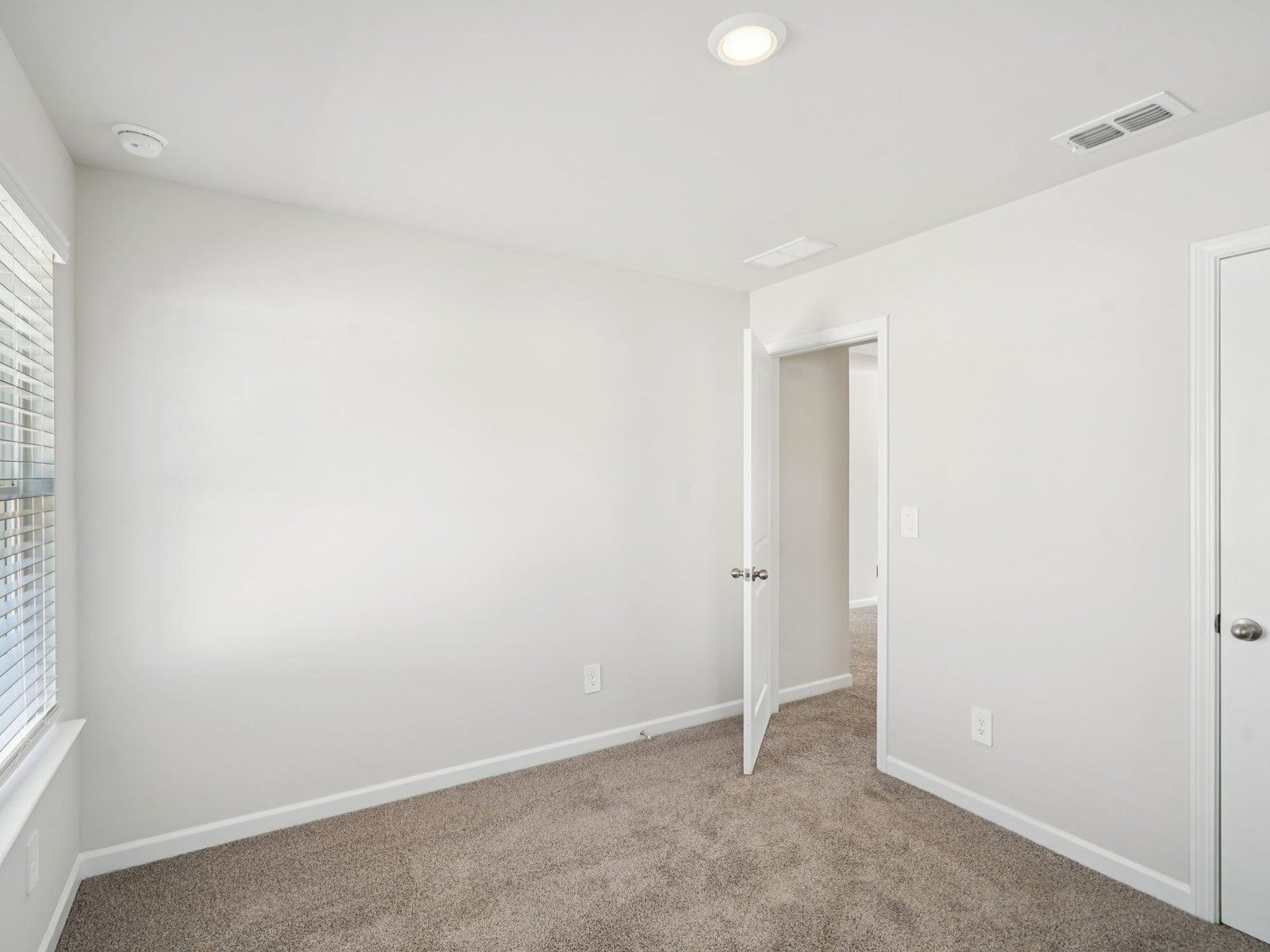 The Sydney floorplan with the Sleek Gray interior package.