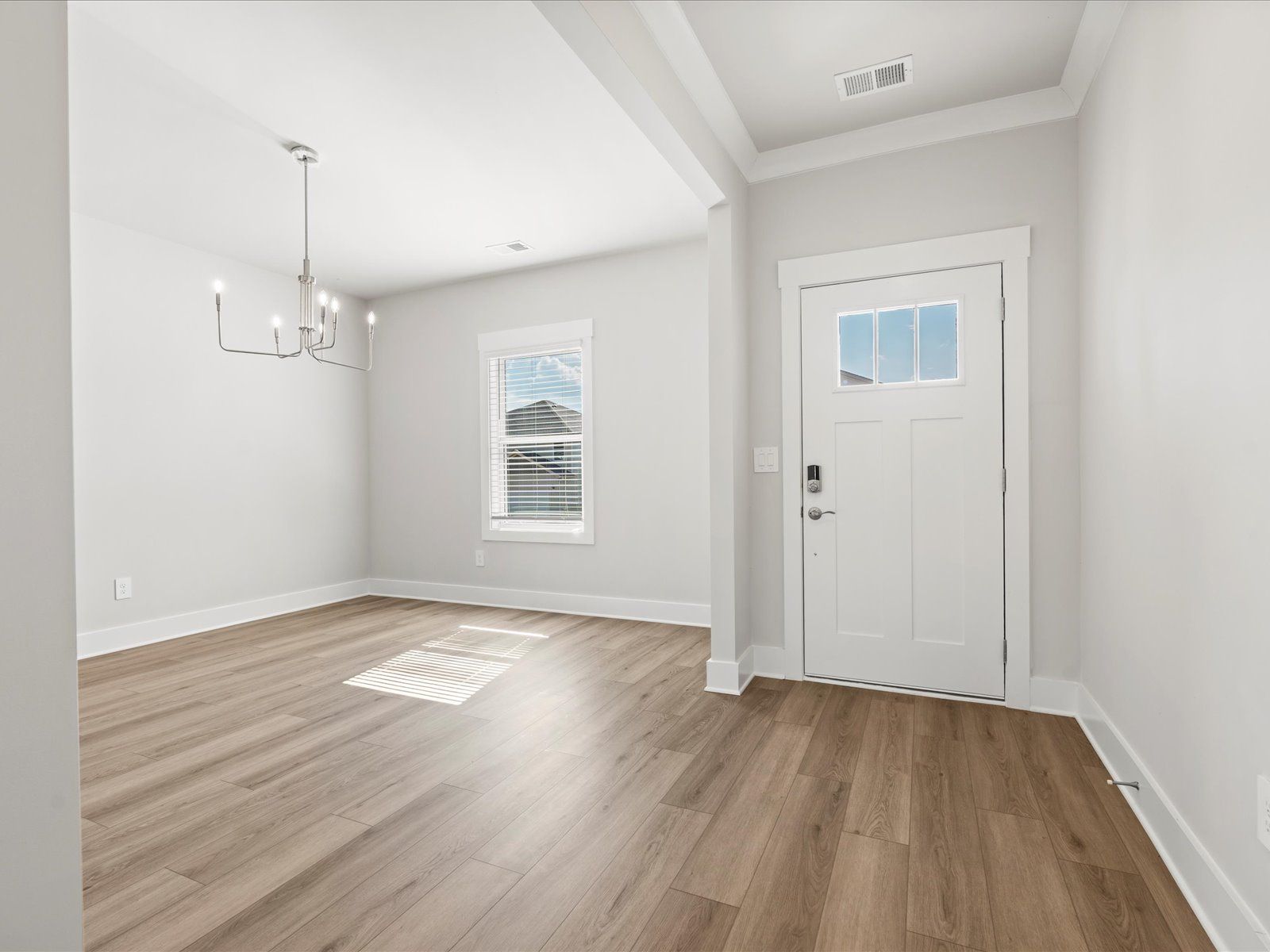 Welcome to the Chatham floorplan at Cedar Shoals - Signature Collection.