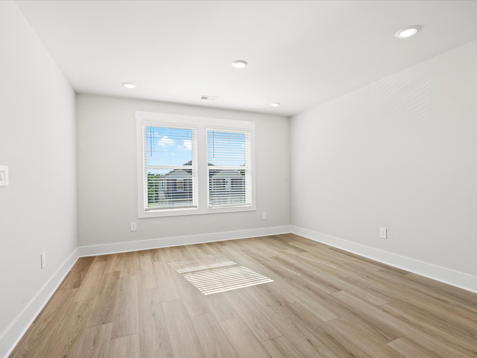 Welcome to the Chatham floorplan at Cedar Shoals - Signature Collection.