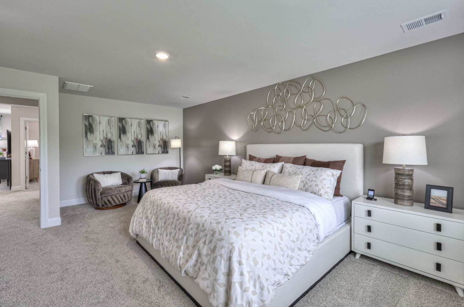 Enjoy privacy in the upstairs primary suite.