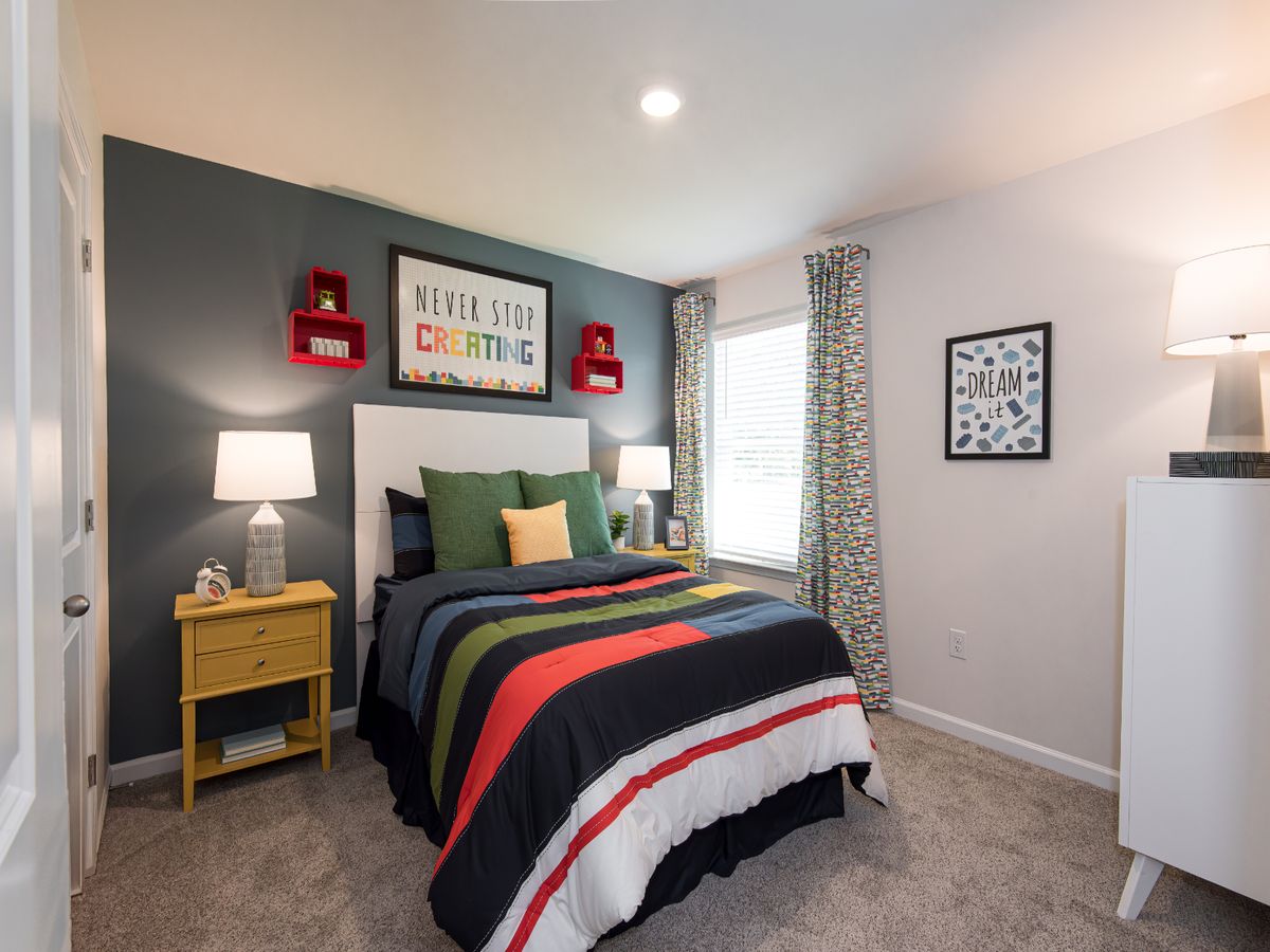 Welcome to the Dakota floorplan modeled at Preserve at Mountain Creek.