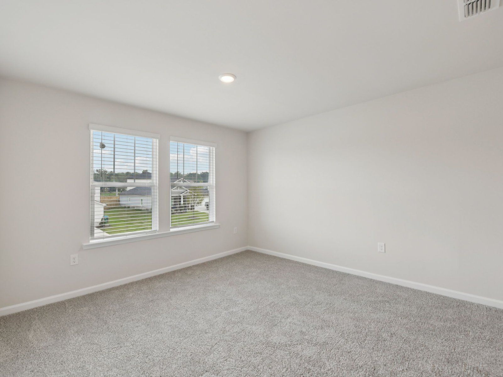 The Brentwood floorplan with the Lush White interior package.