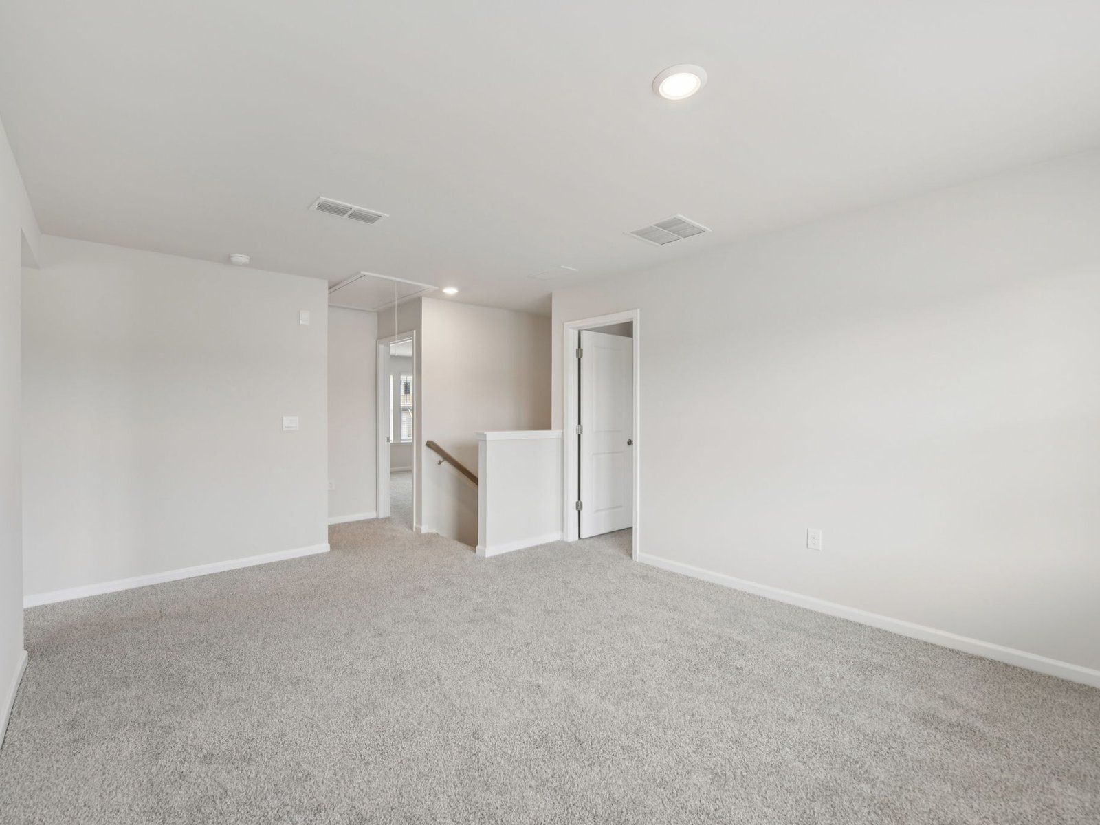 The Brentwood floorplan with the Lush White interior package.