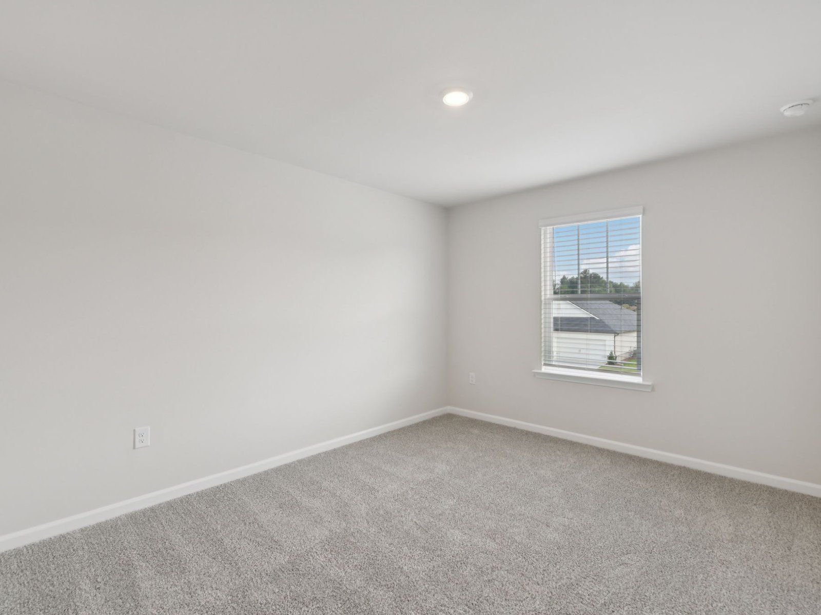 The Brentwood floorplan with the Lush White interior package.