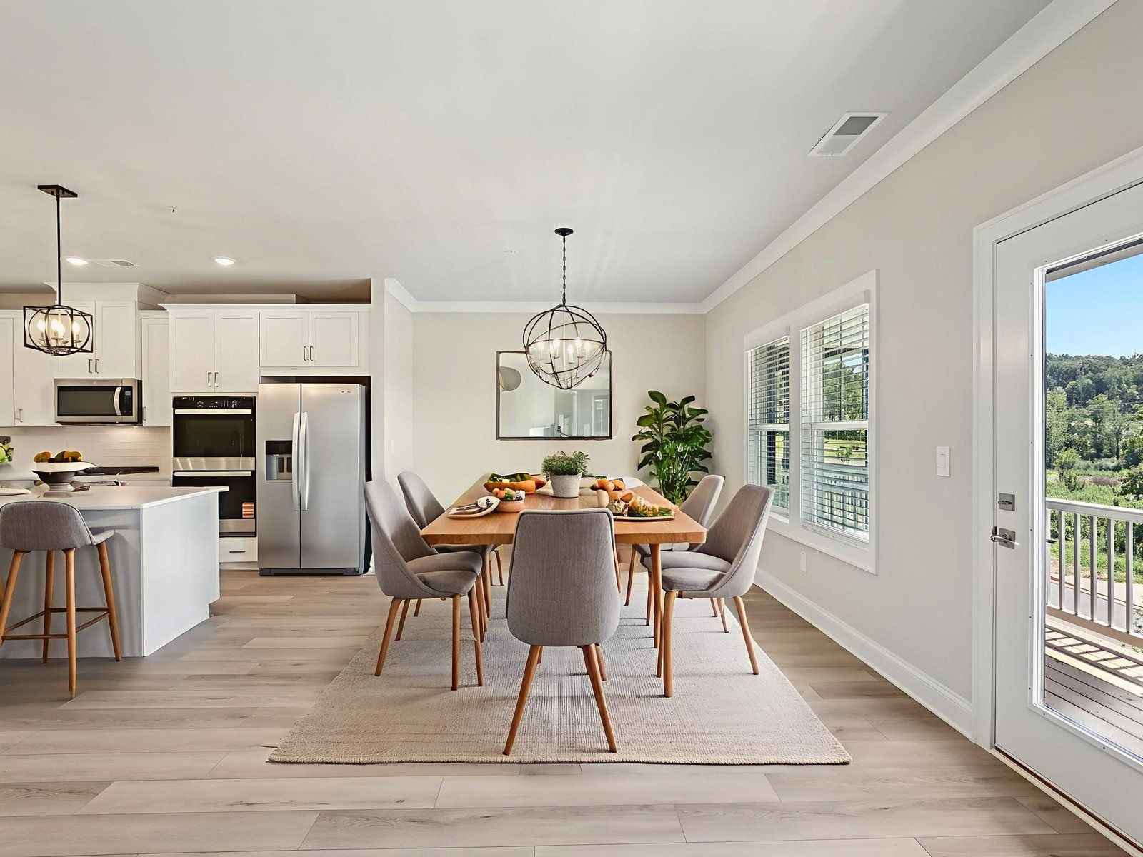 The Jordan floorplan with the Finesse Linen interior package.