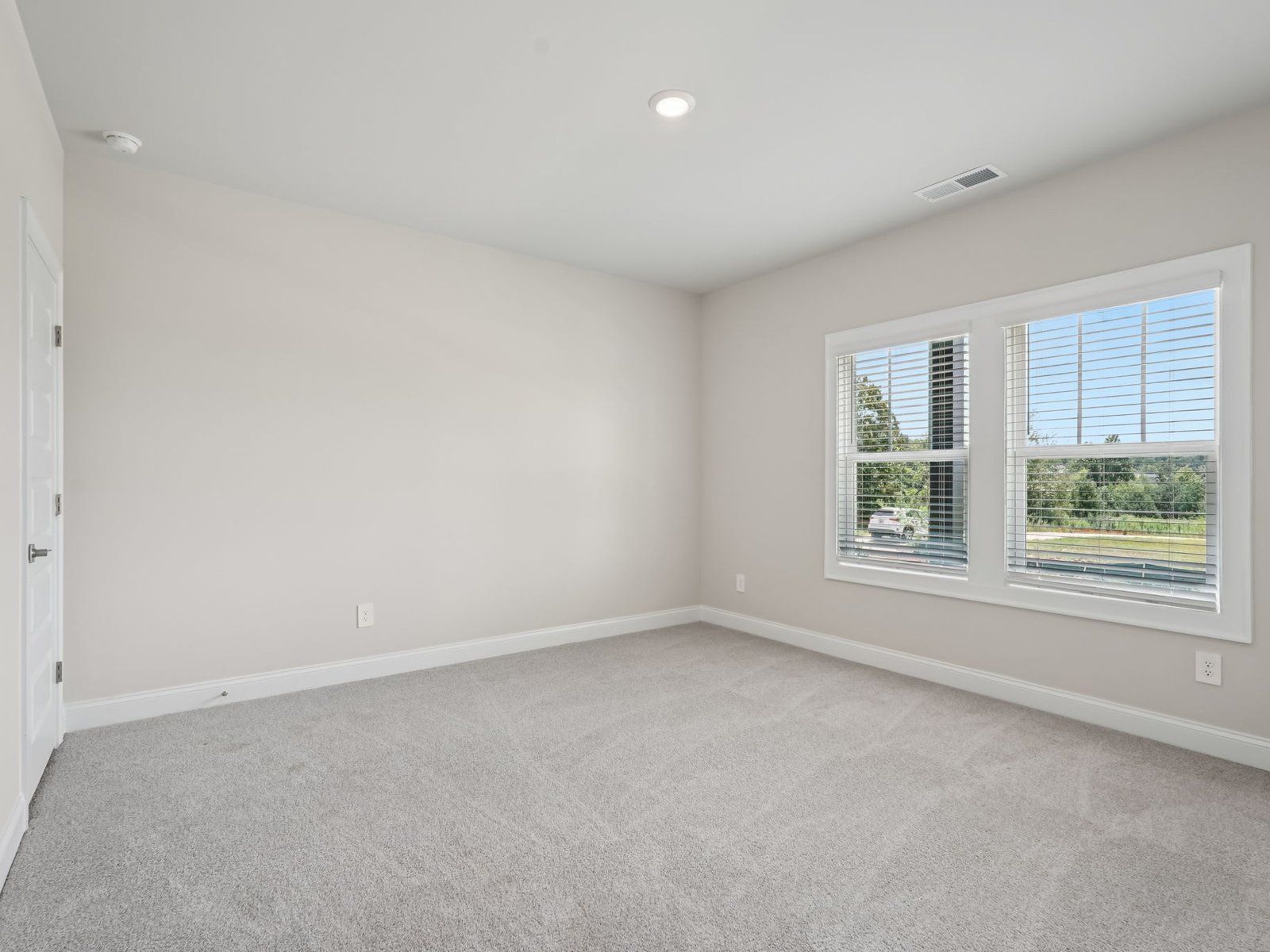 The Jordan floorplan with the Finesse Linen interior package.