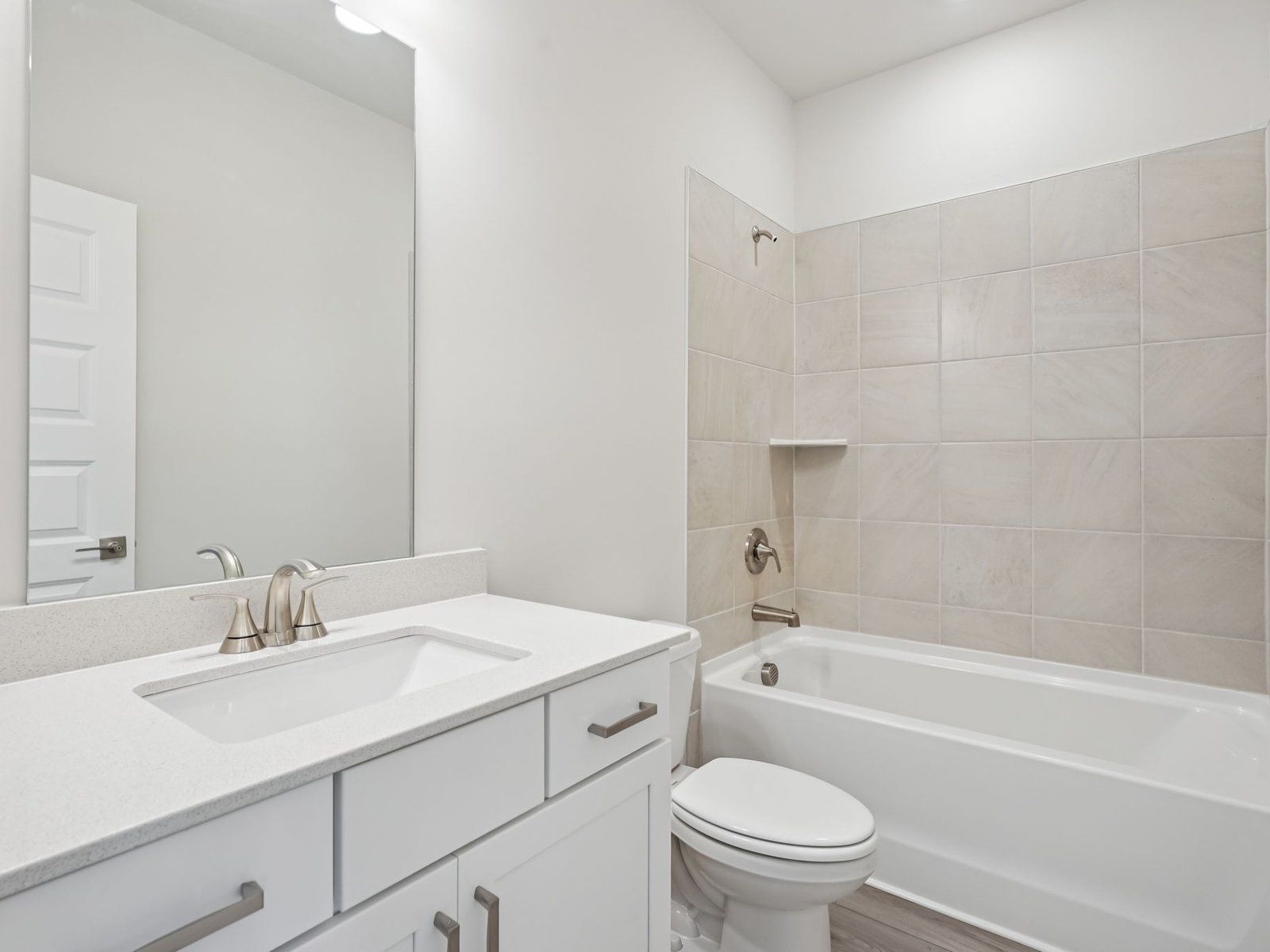 The Jordan floorplan with the Finesse Linen interior package.
