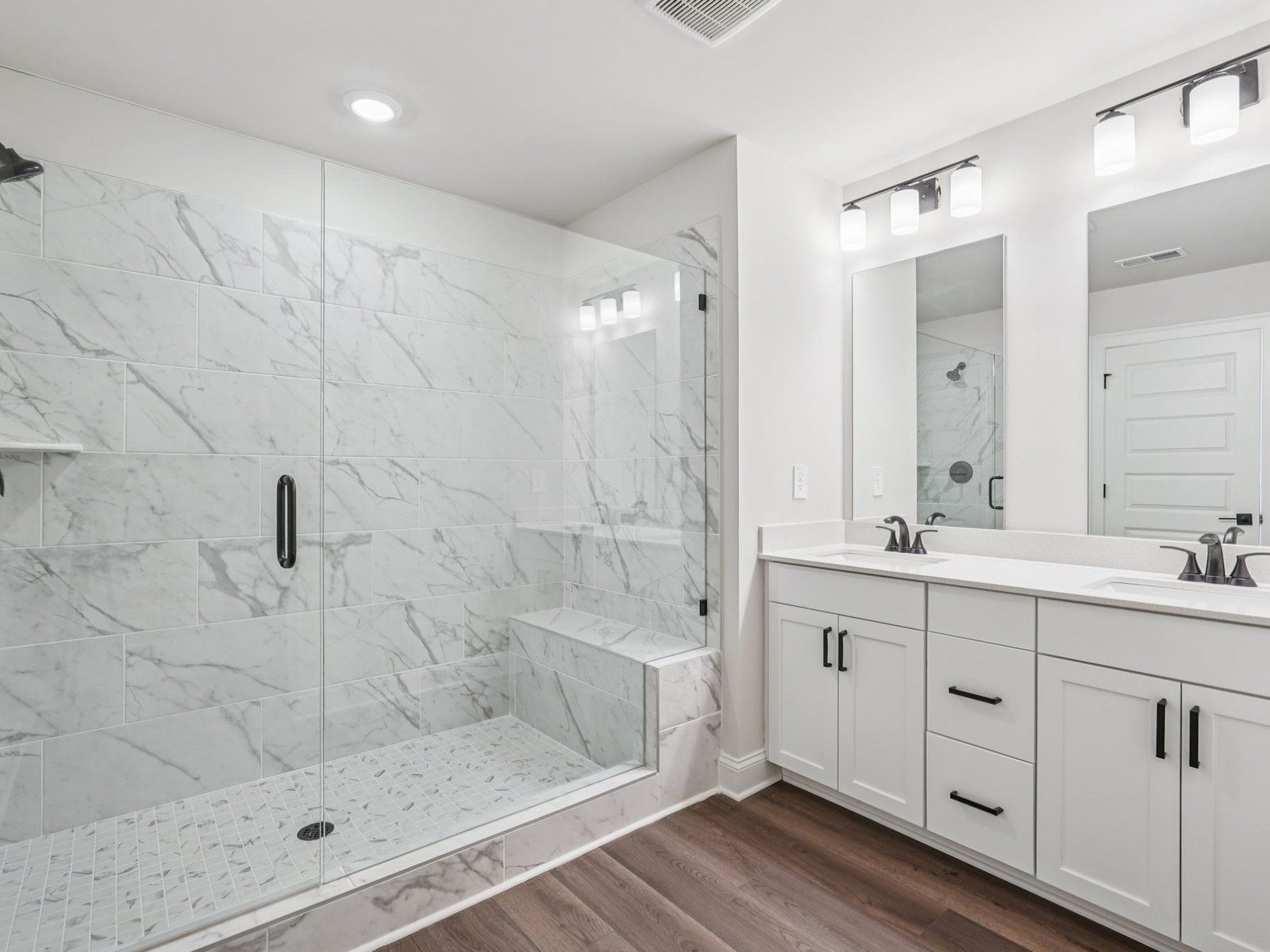 The Ashland floorplan with the Clarity Linen interior package.