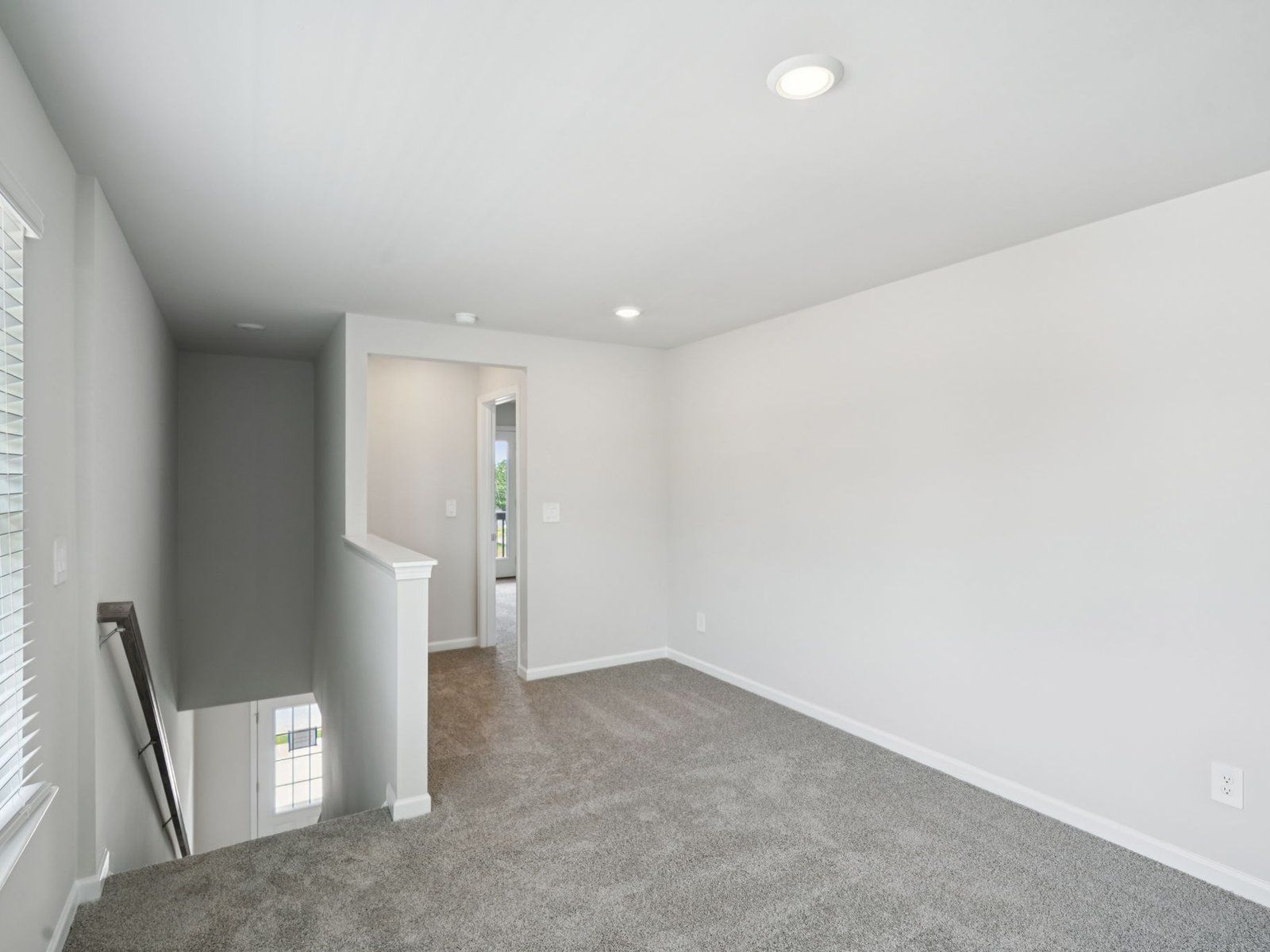 The Lewiston floorplan with the Cozy Linen interior package.