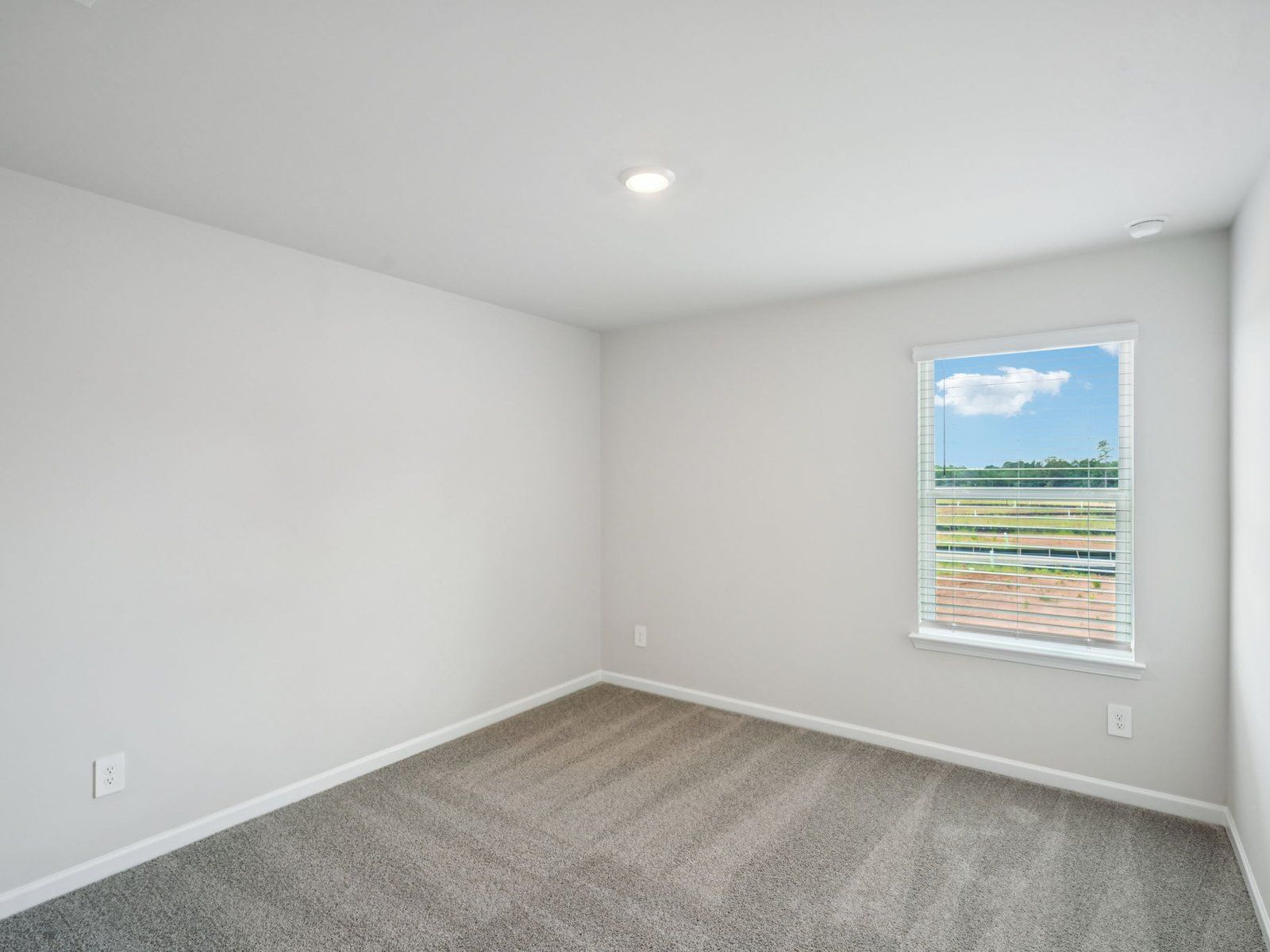 The Lewiston floorplan with the Cozy Linen interior package.