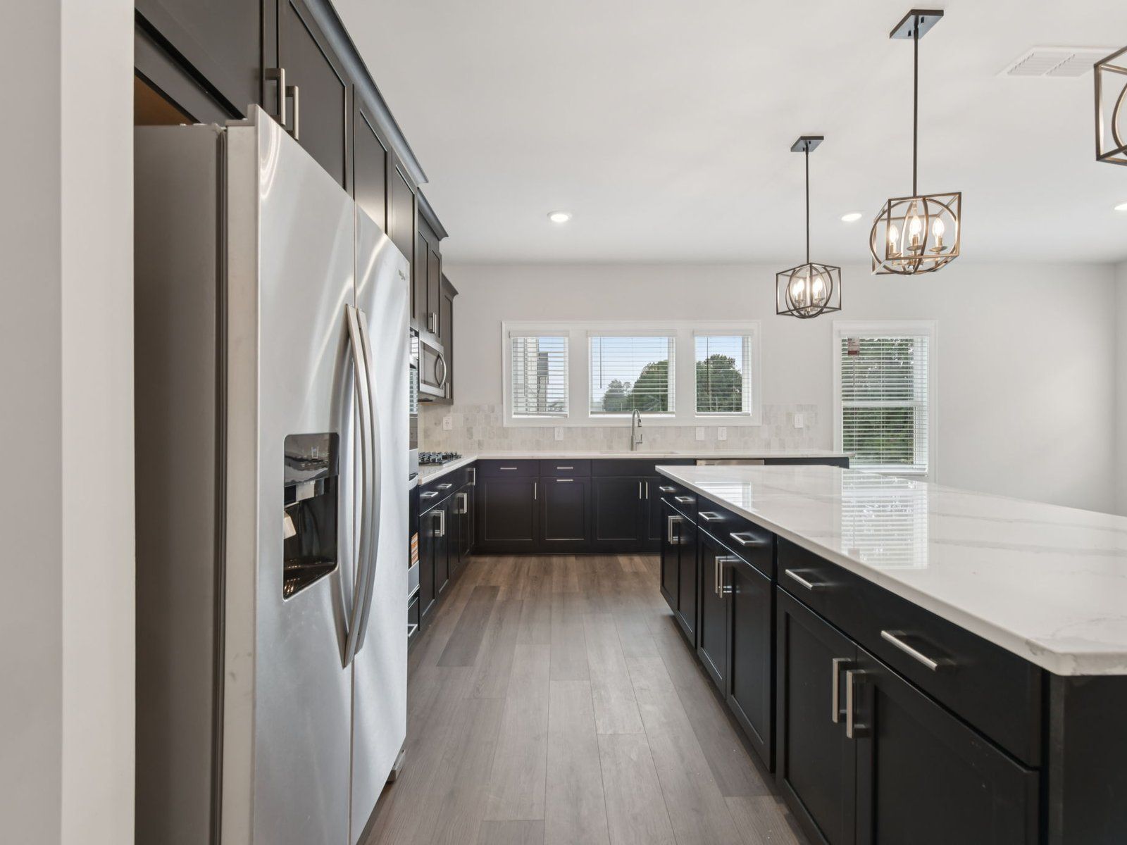 The Leighton floorplan with the Timeless Contrast Black interior package.
