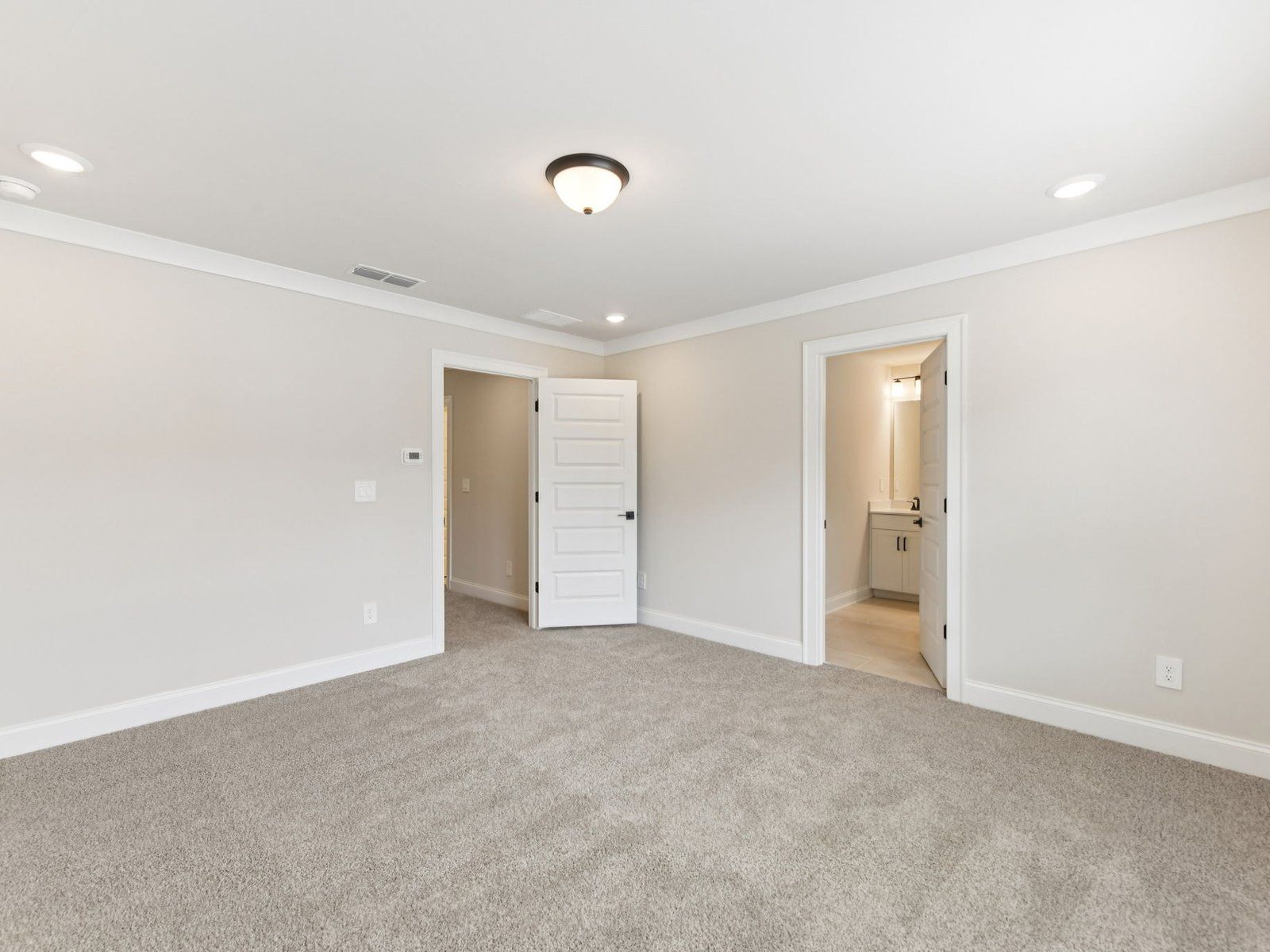 The Ashland floorplan with the Upscale Rustic Linen interior package.