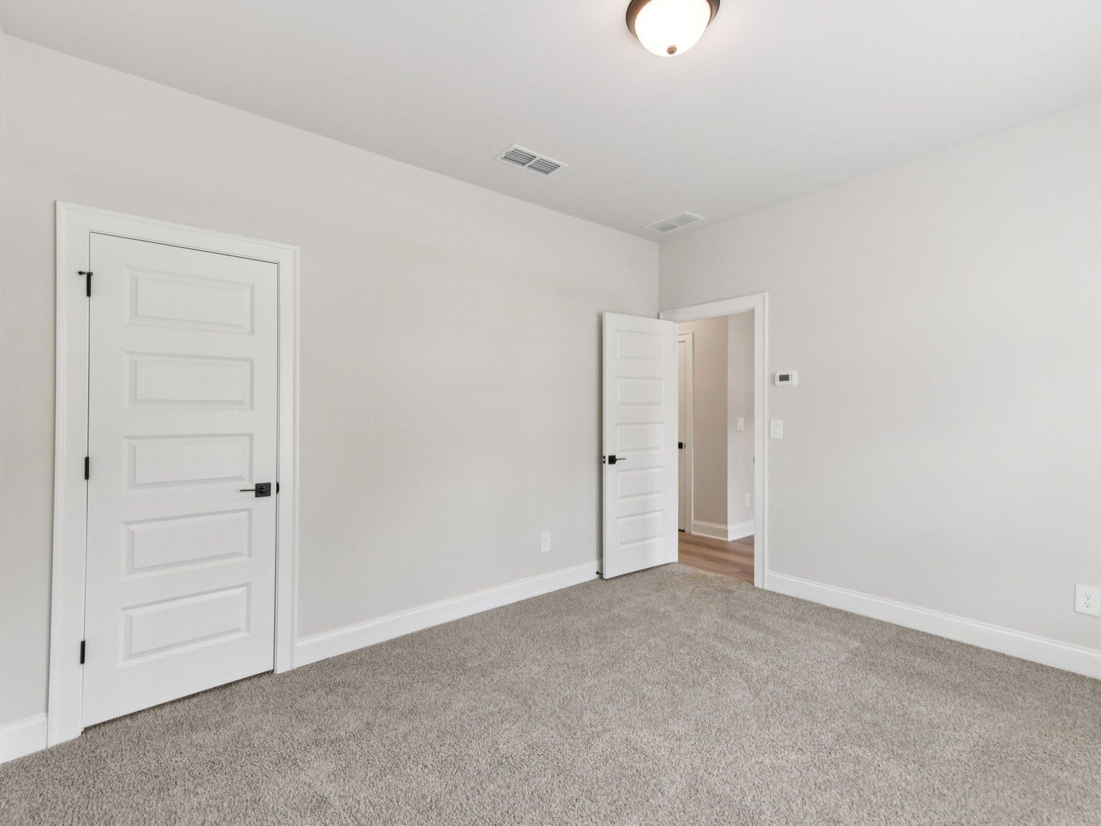 The Ashland floorplan with the Upscale Rustic Linen interior package.