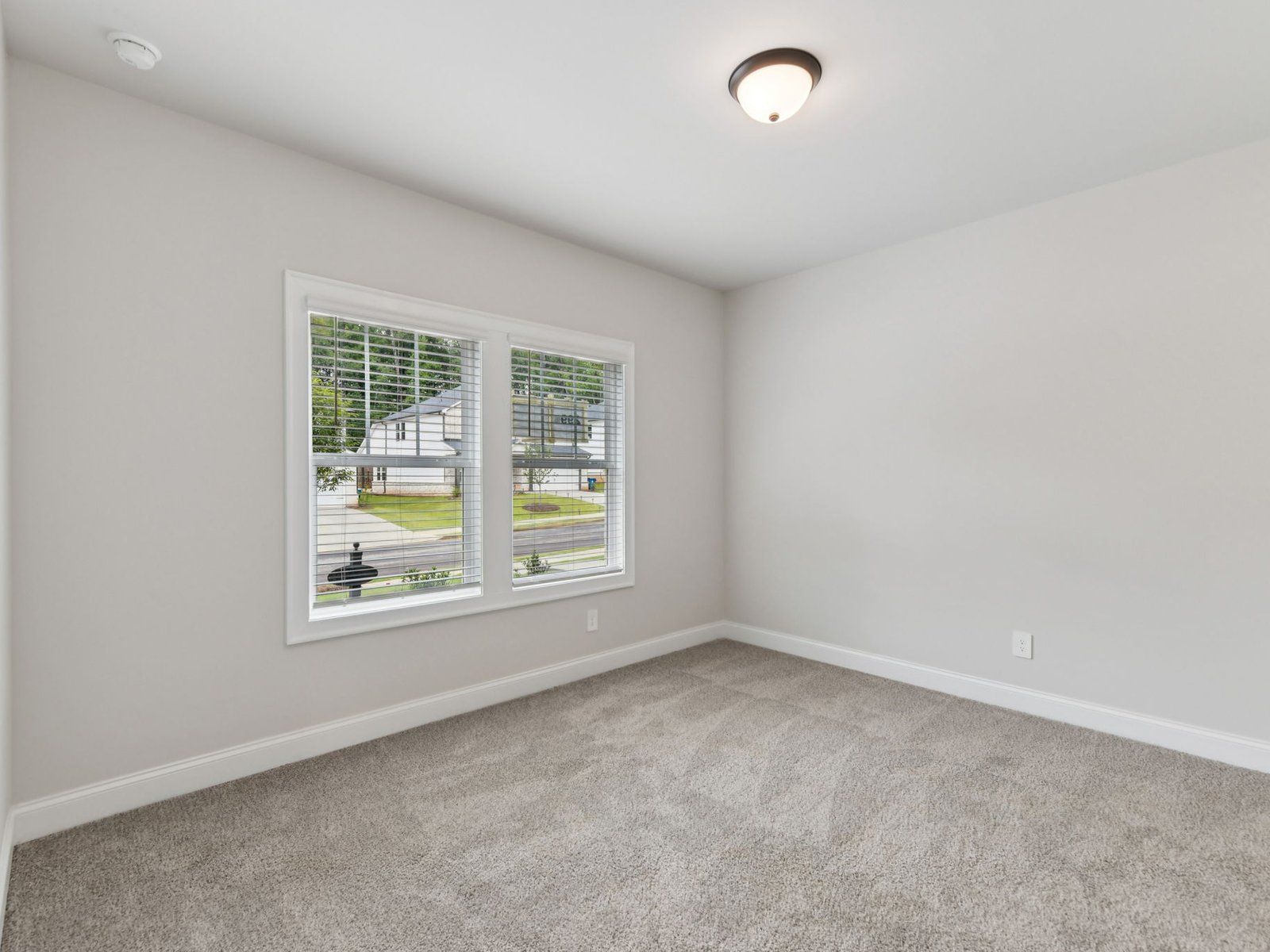 The Ashland floorplan with the Upscale Rustic Linen interior package.