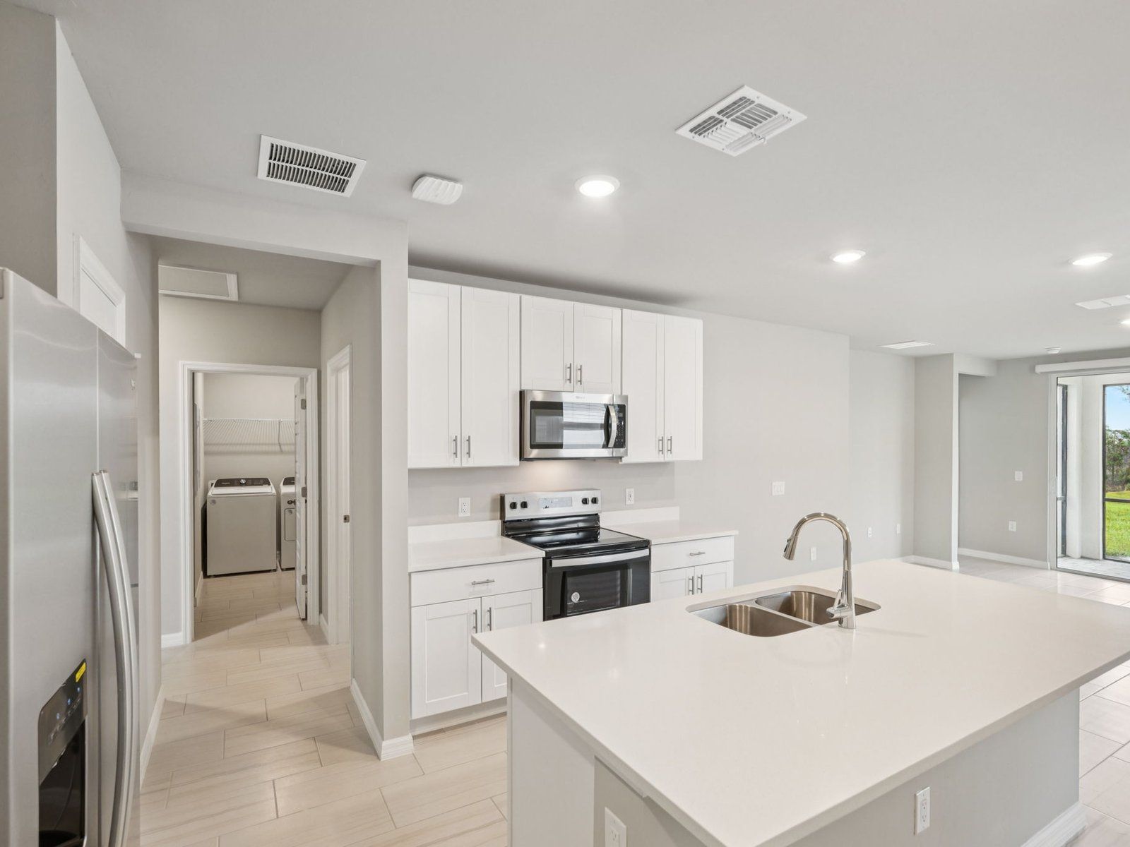 Finch - Crescent Lakes - Premier Series: Punta Gorda, Florida - Meritage Homes