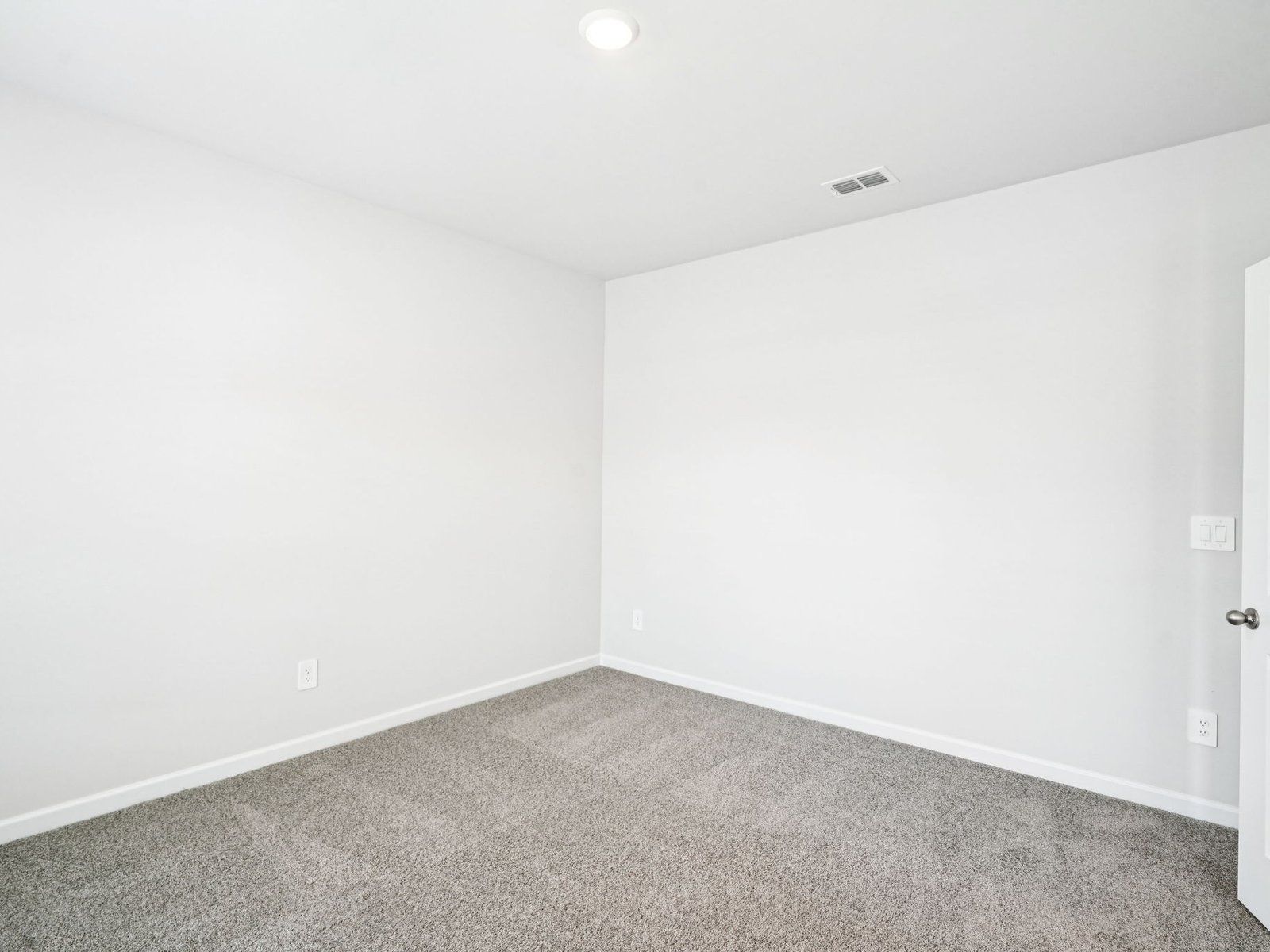 The Chatham floorplan with the Distinct Gray interior package.
