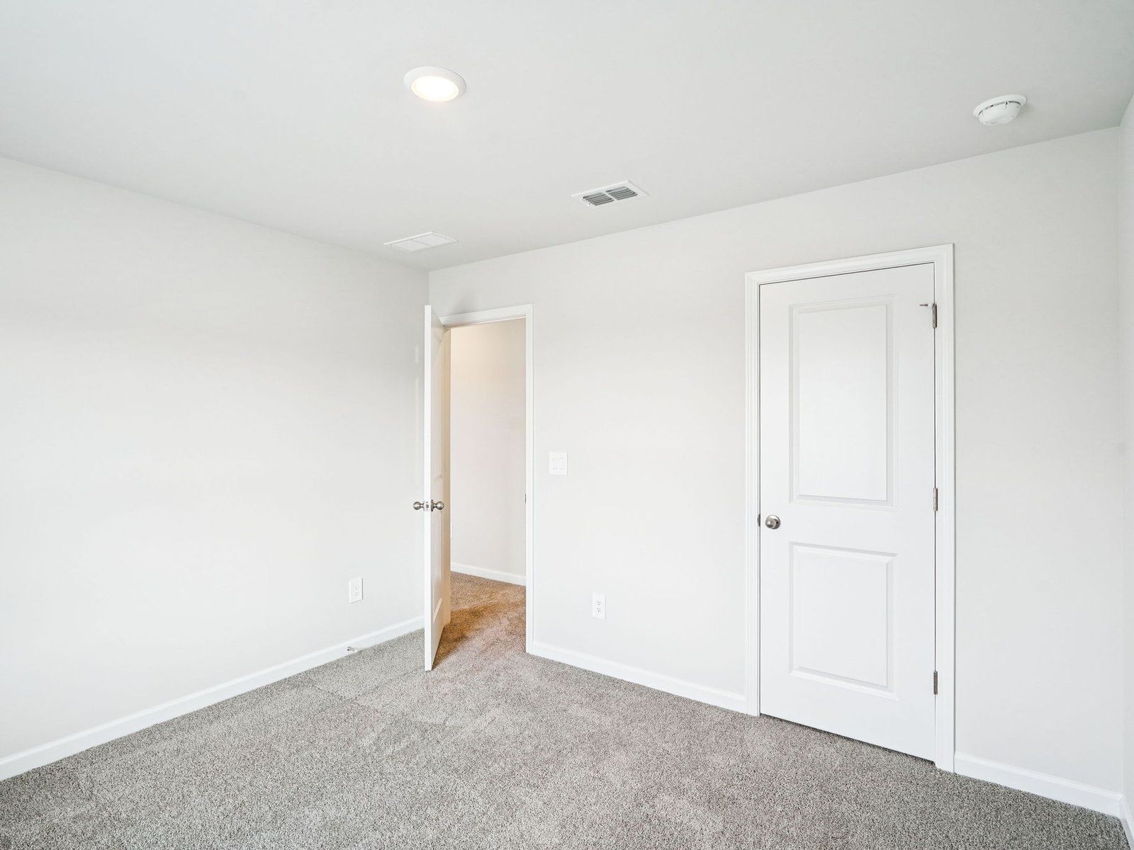 The Chatham floorplan with the Distinct Gray interior package.