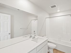 624 98th Ave (The Flatiron)