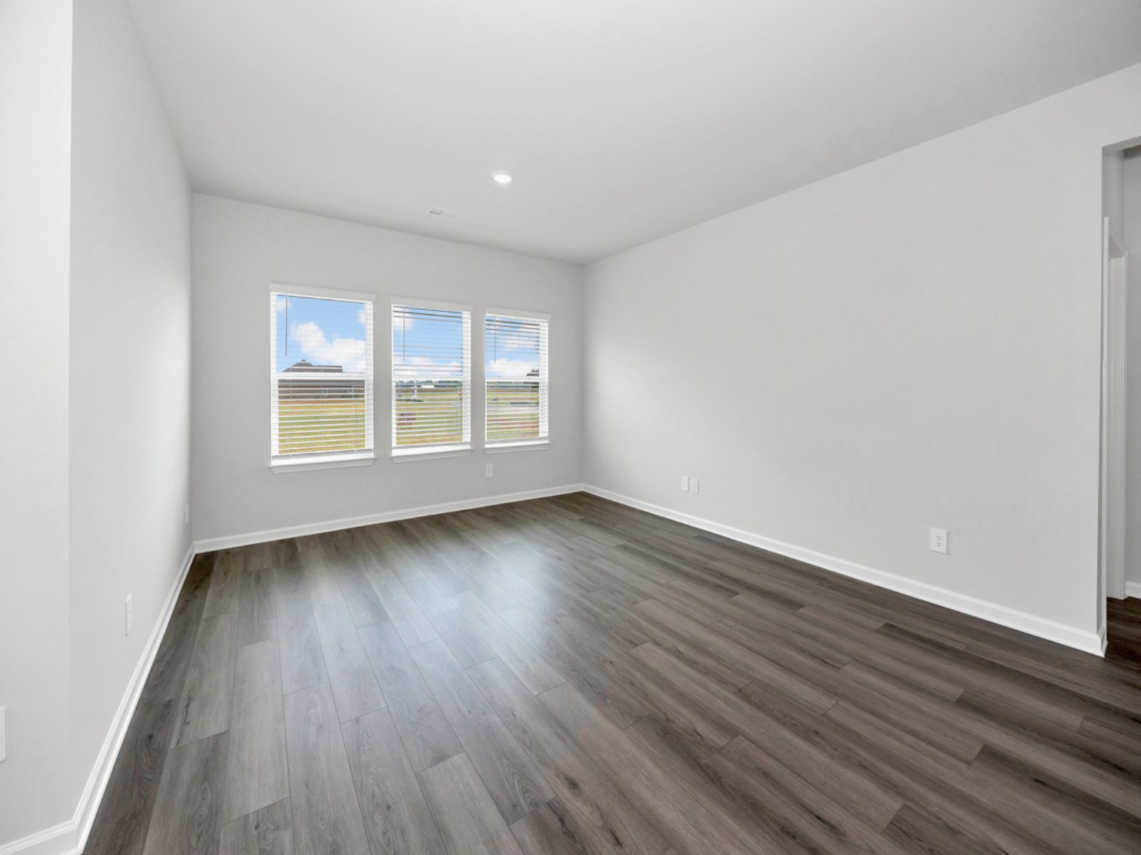 The Gibson floorplan with the Elemental Grey interior package.