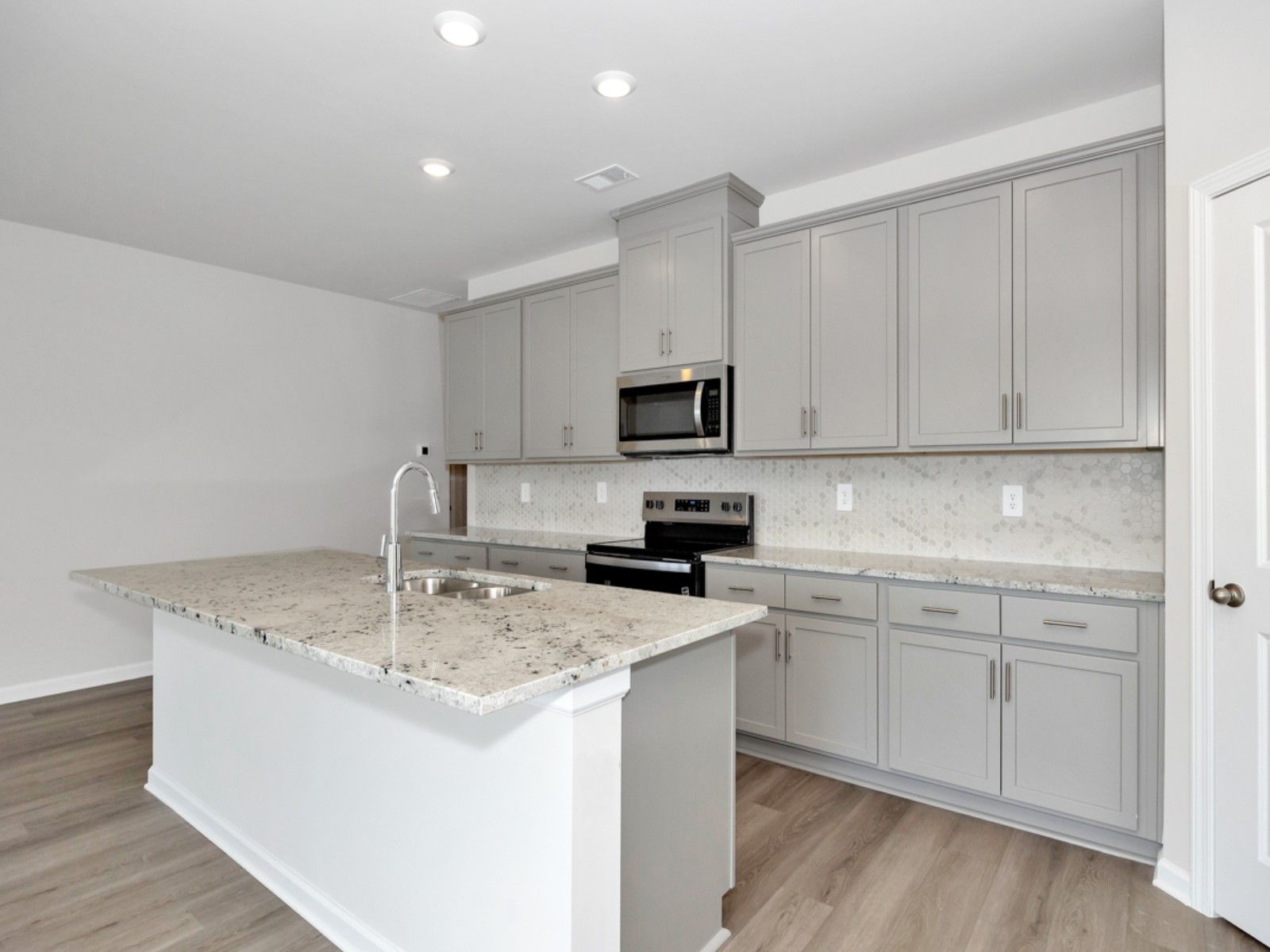 The Gibson floorplan with the Elemental Grey interior package.