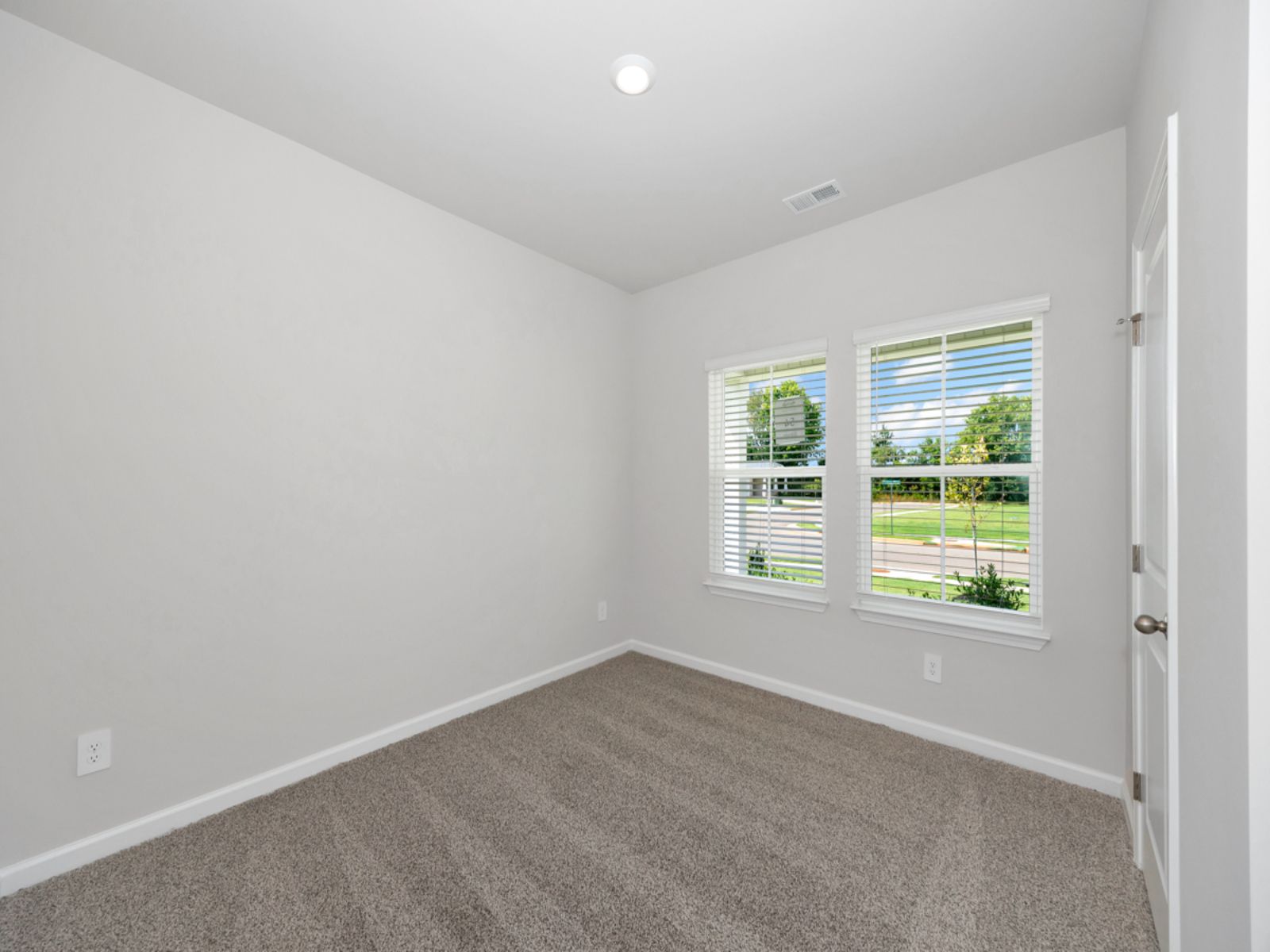 The Gibson floorplan with the Elemental Grey interior package.