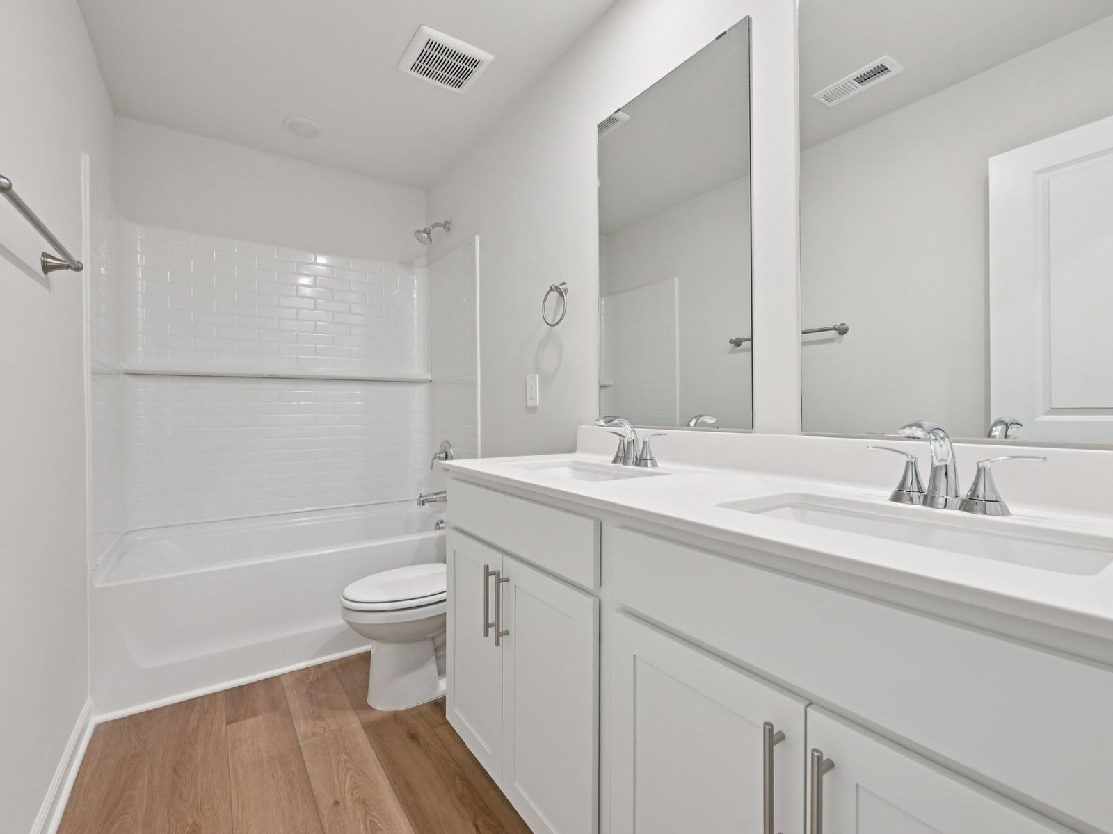 Secondary bathroom in the Brentwood floorplan at a Meritage Homes community in Garner, NC.