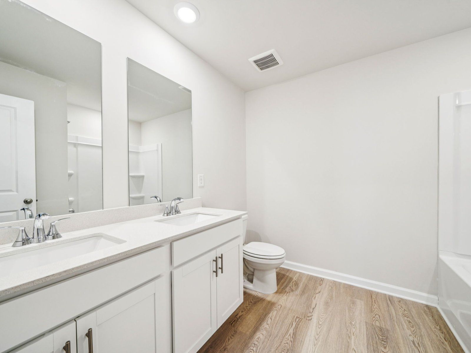 The Taylorsville floorplan with the Lush White interior package.