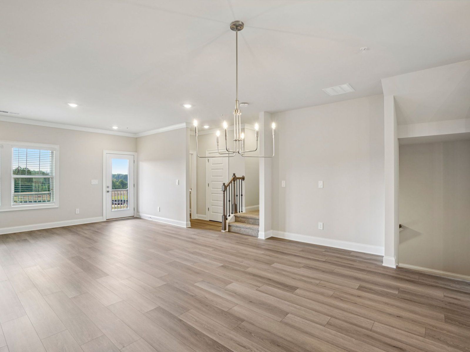 The Leighton floorplan with the Radiant Linen interior package.