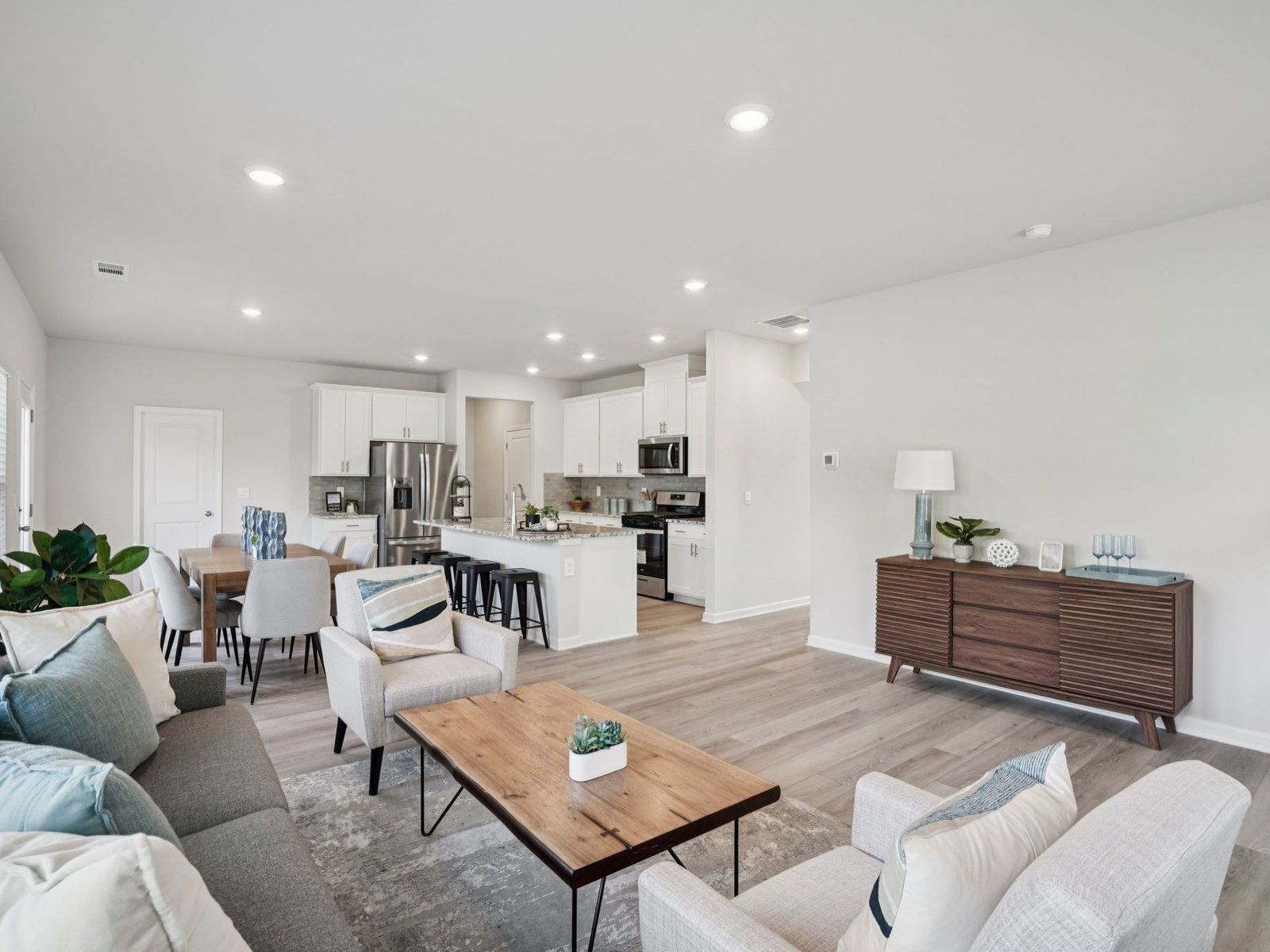 The Brentwood Basement floorplan with the Cozy Linen interior package.