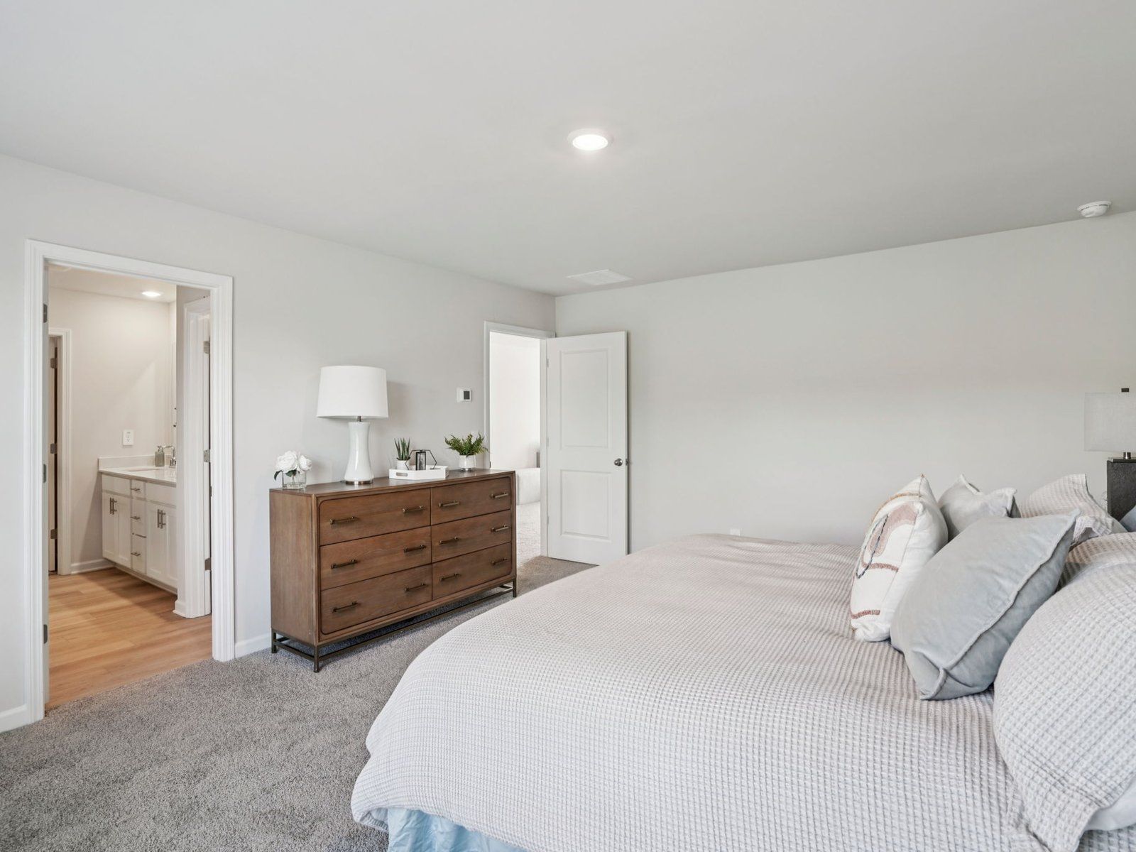 The Brentwood Basement floorplan with the Cozy Linen interior package.