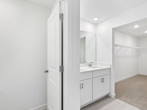 35 Sandy Ln (Davenport)