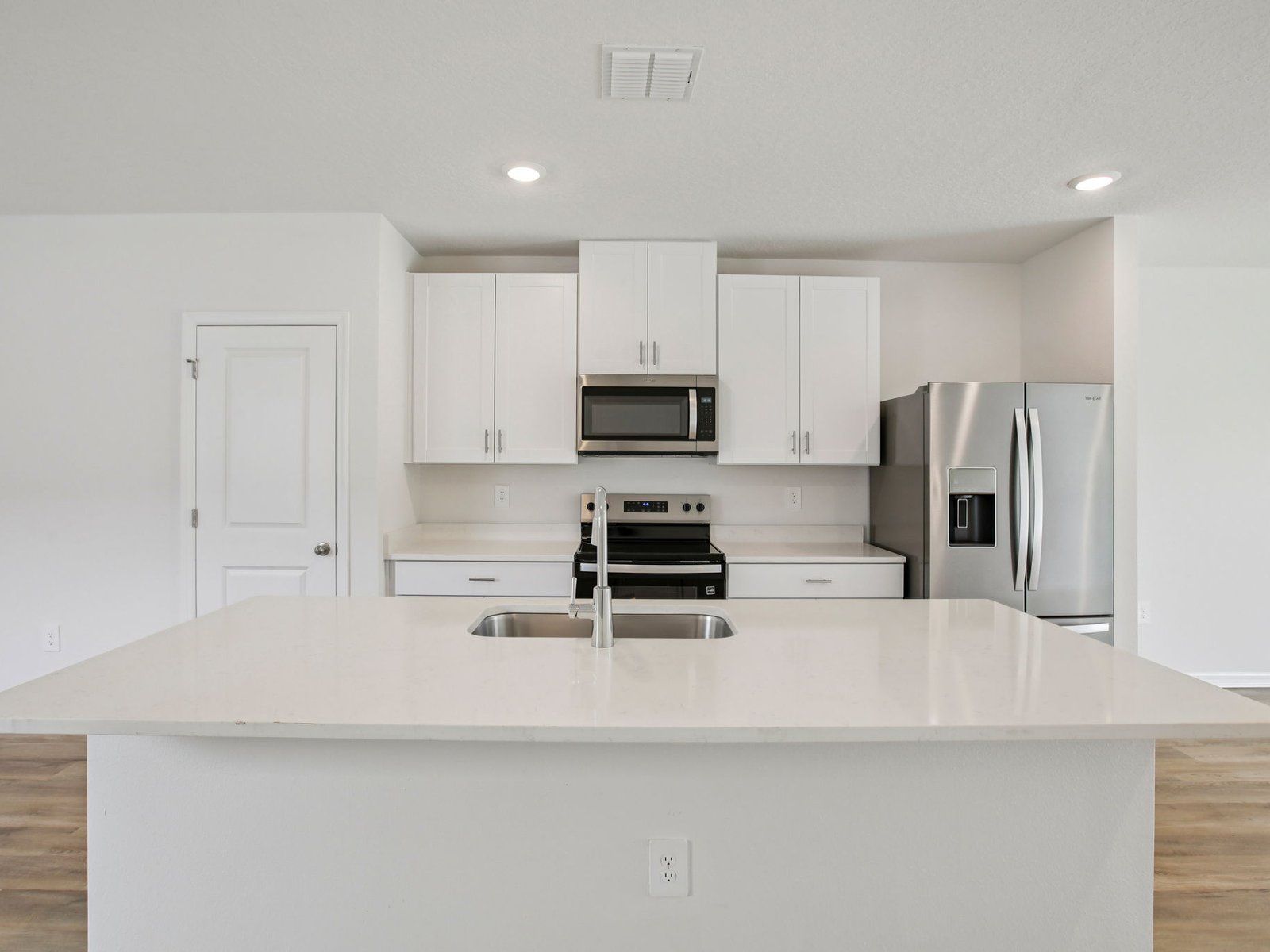 The Kitchen of the Everglade Floorplan.