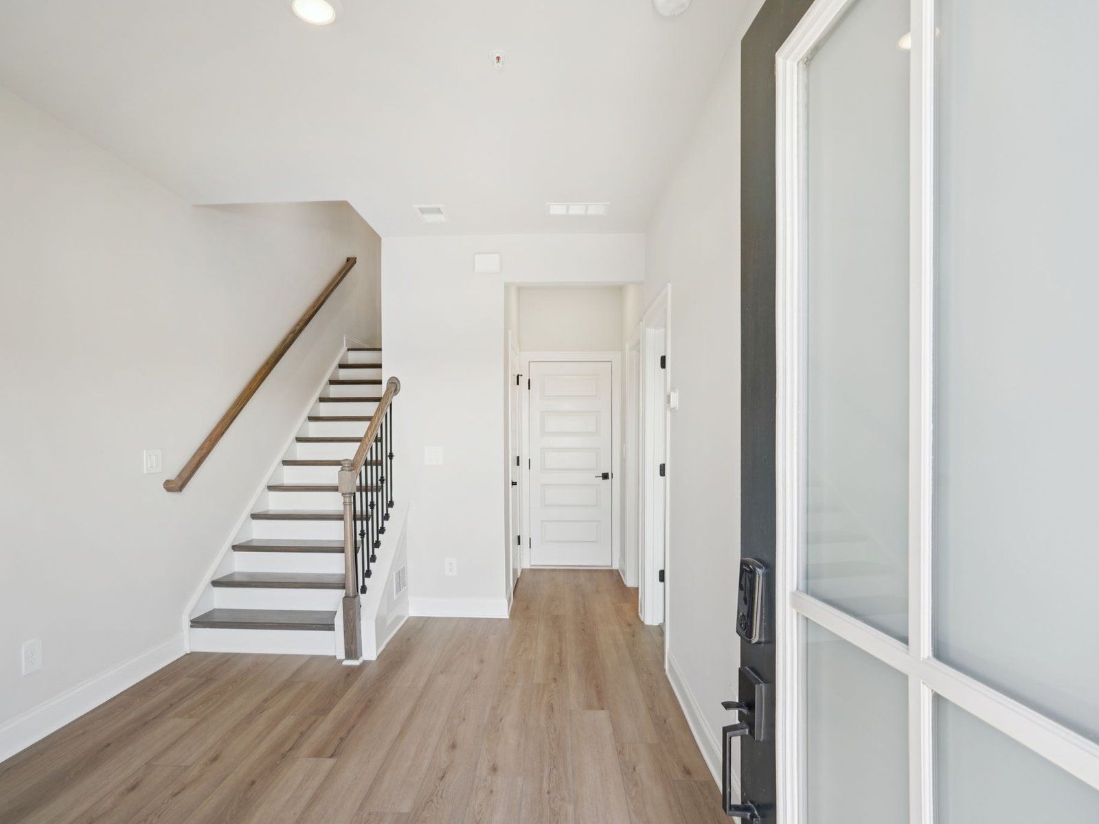 The Jordan floorplan with the Relaxed Transitional Linen interior package.