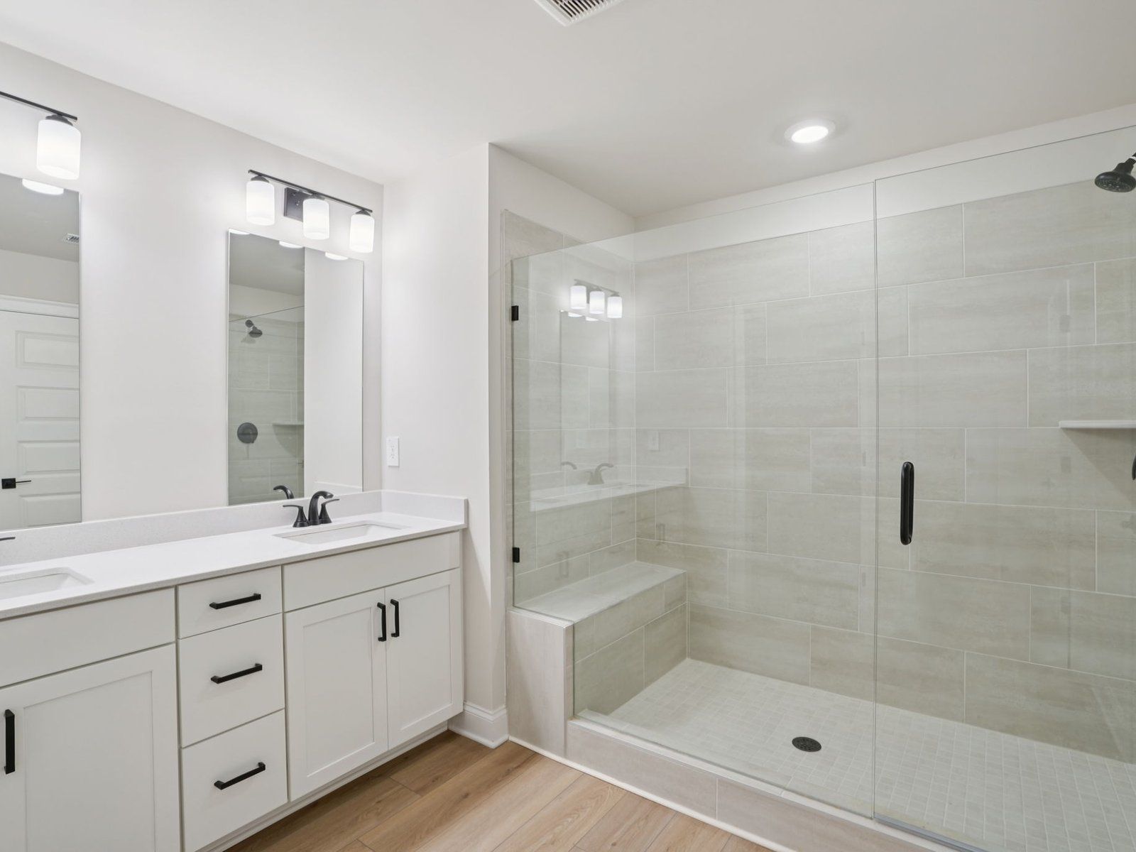 The Jordan floorplan with the Clarity Linen interior package.