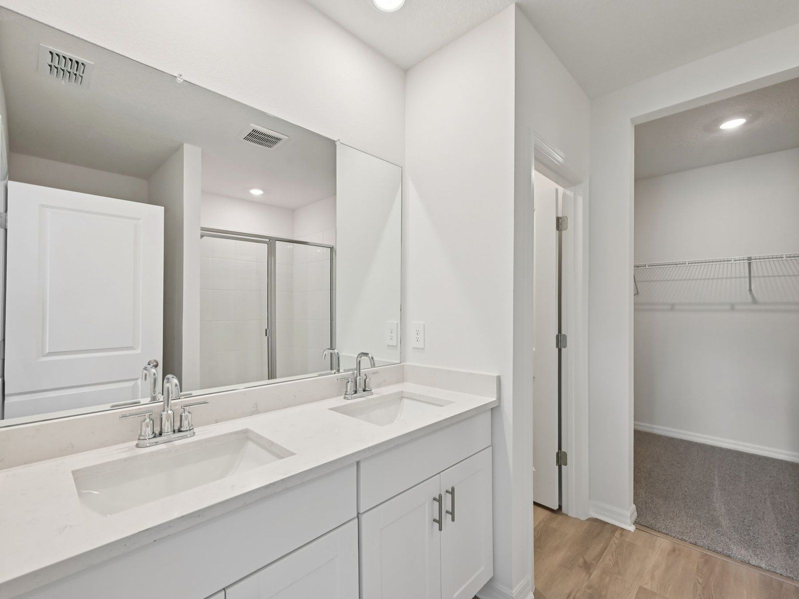 The Primary Bathroom of the Foxglove.