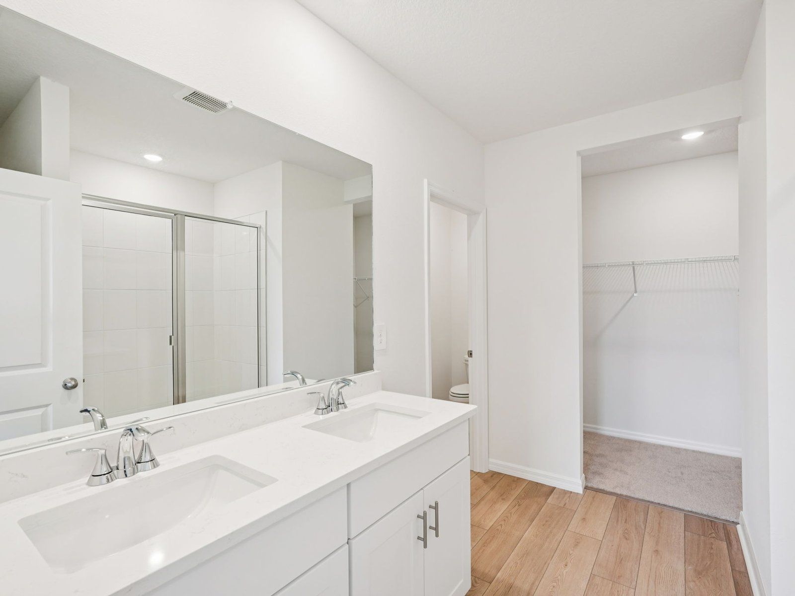 The Bluebell Floorplan Primary Bathroom.