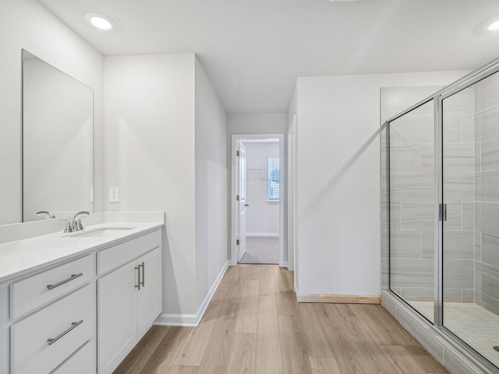 The Dakota floorplan with the Sleek White interior package.