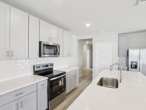 44476 Diamond Trail (Robin)