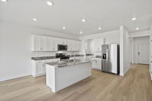 908 E Cody St (Willow)