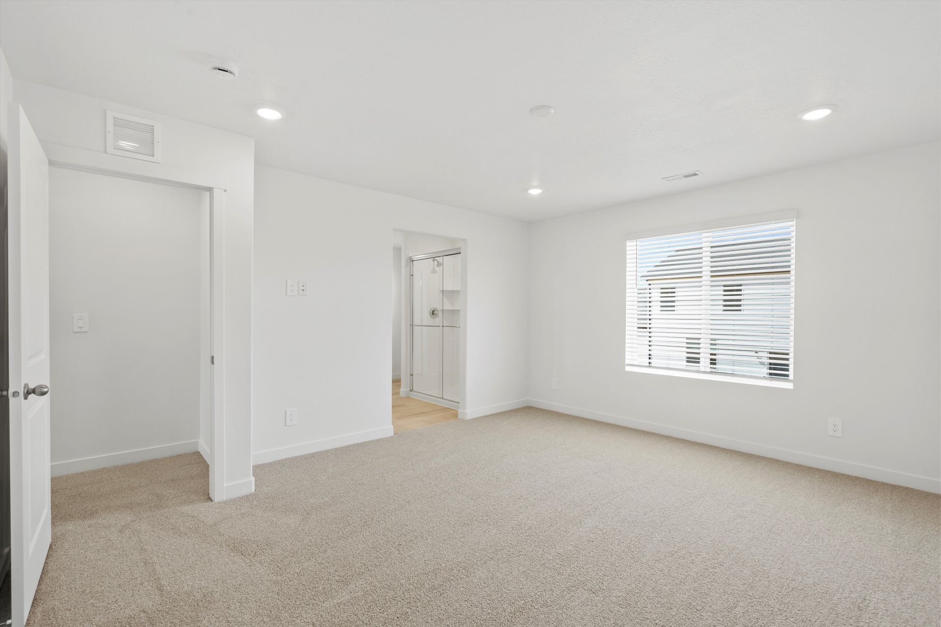 SLC_Willow_#4281_Master-Bedroom_B_953-N-200-East-Santaquin-UT.jpg