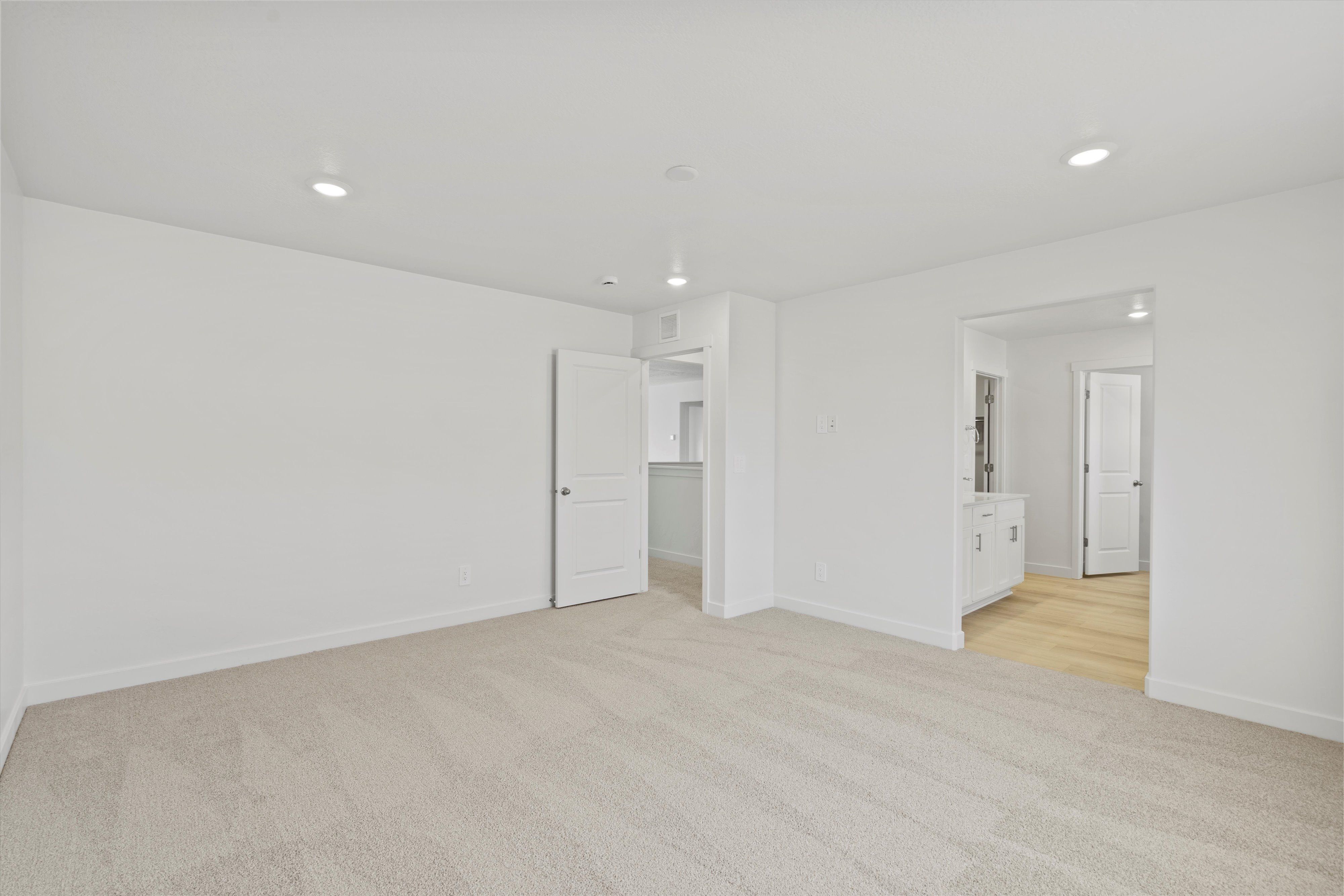 SLC_Willow_#4281_Master-Bedroom_B_953-N-200-East-Santaquin-UT.jpg