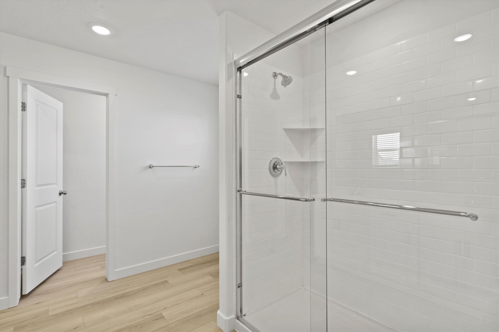SLC_Willow_#4281_Master-Bathroom_B_953-N-200-East-Santaquin-UT.jpg