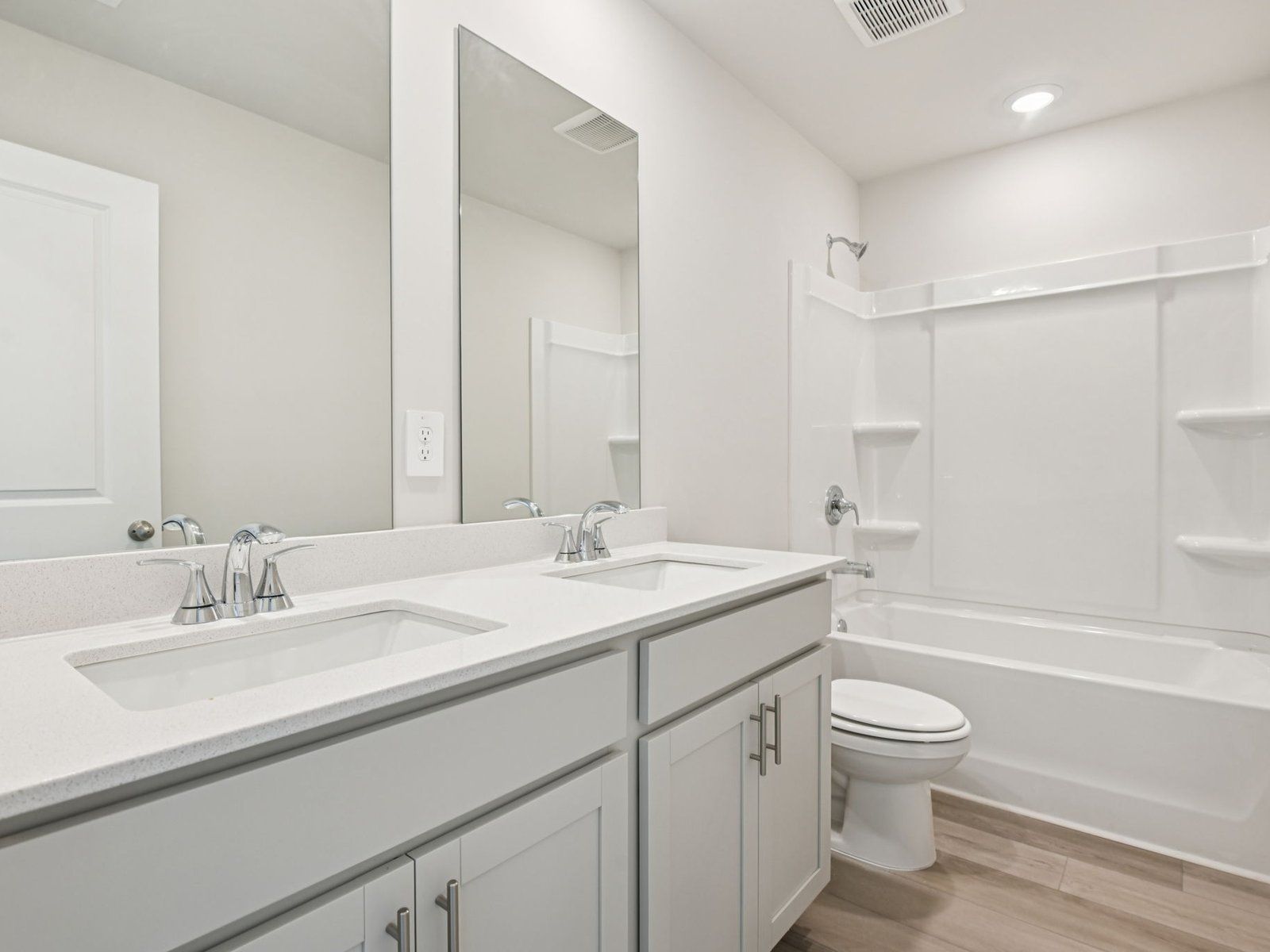 The Brentwood floorplan with the Fresh Harbor interior package.