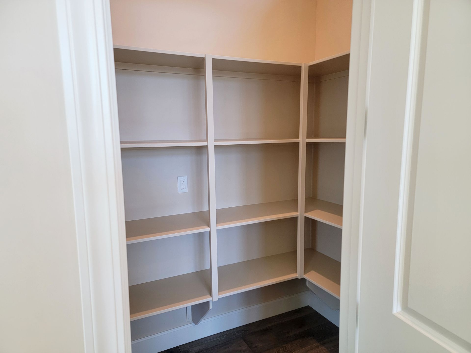 Photo shows different floor plan from same community