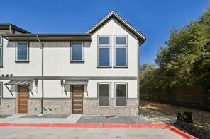 200 W 56th St  5104 (Congress)