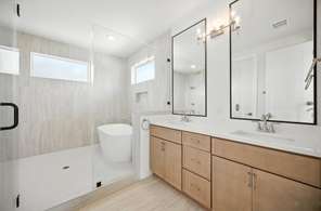 1602 Kit Circle (Avalon)